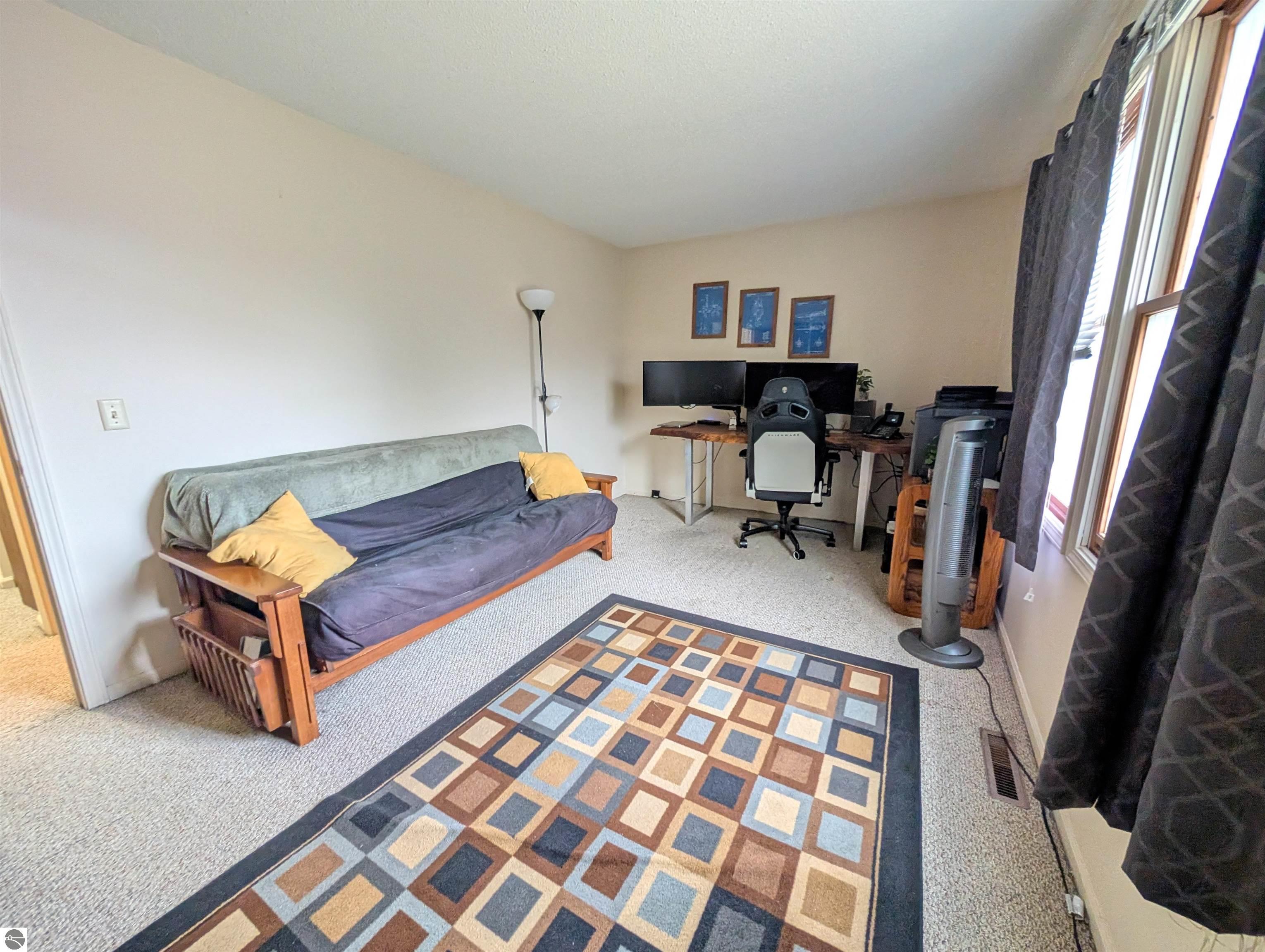 3798 Leeside Lane
