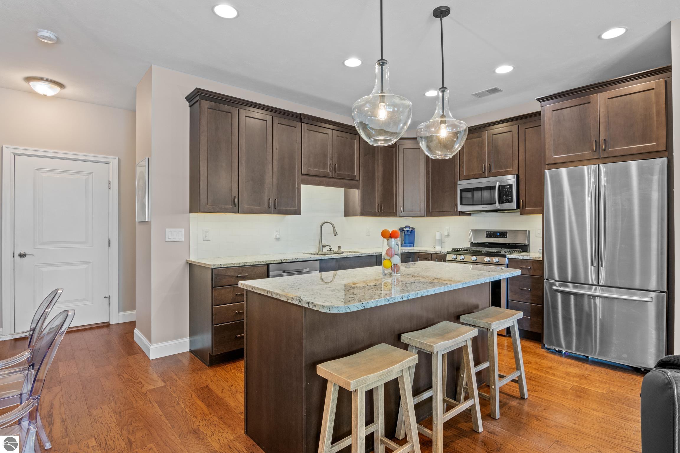 976 Lake Ridge Drive # 15