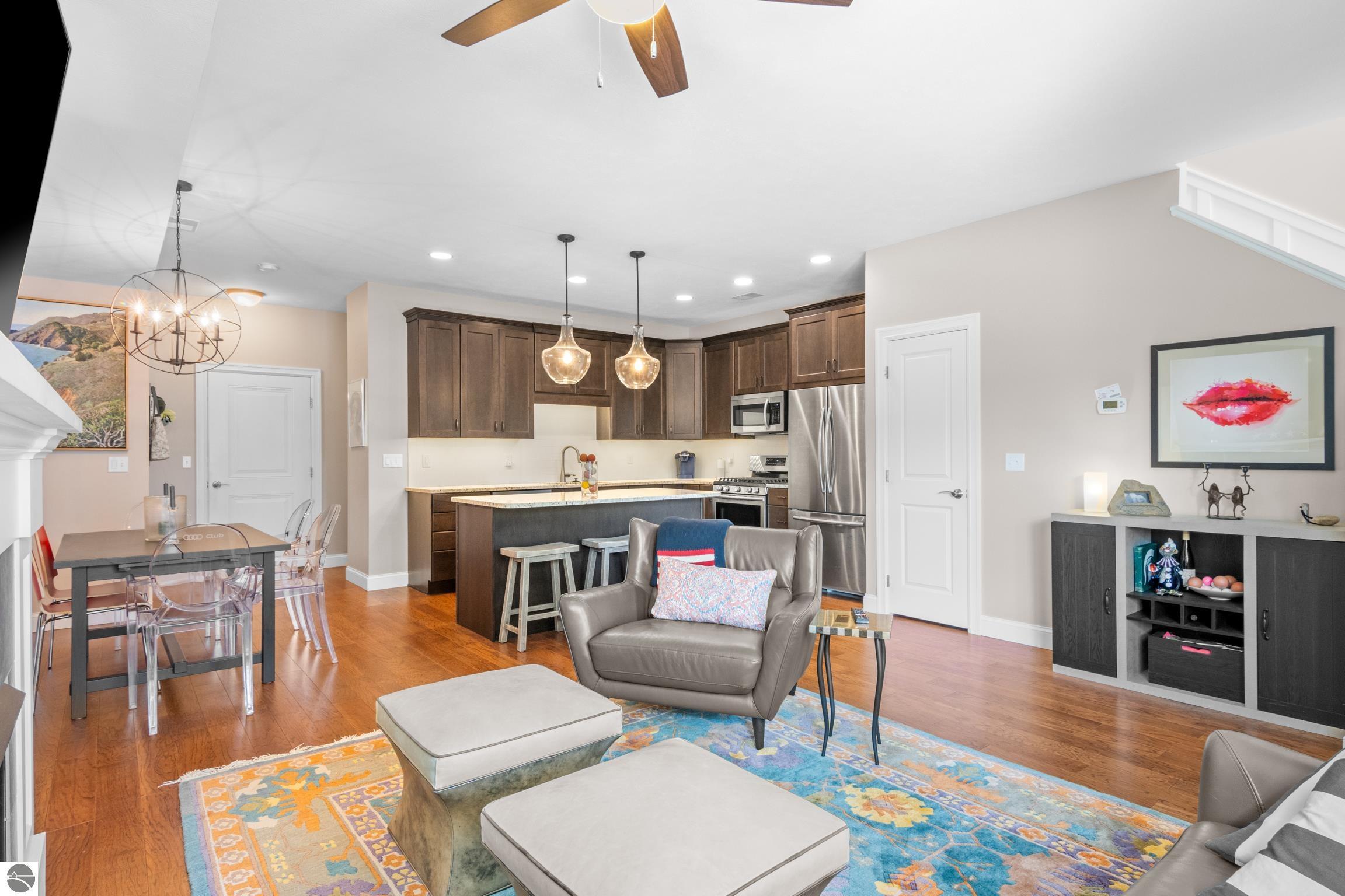 976 Lake Ridge Drive # 15