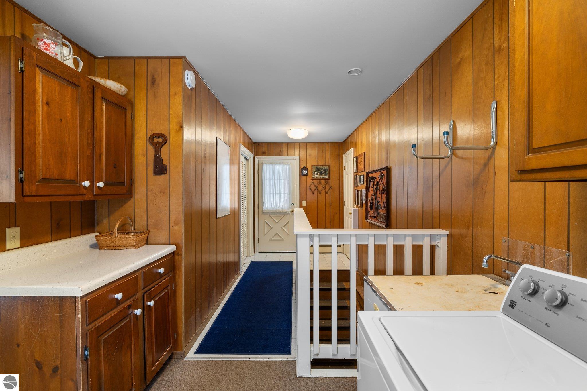 7246 Henderson Drive