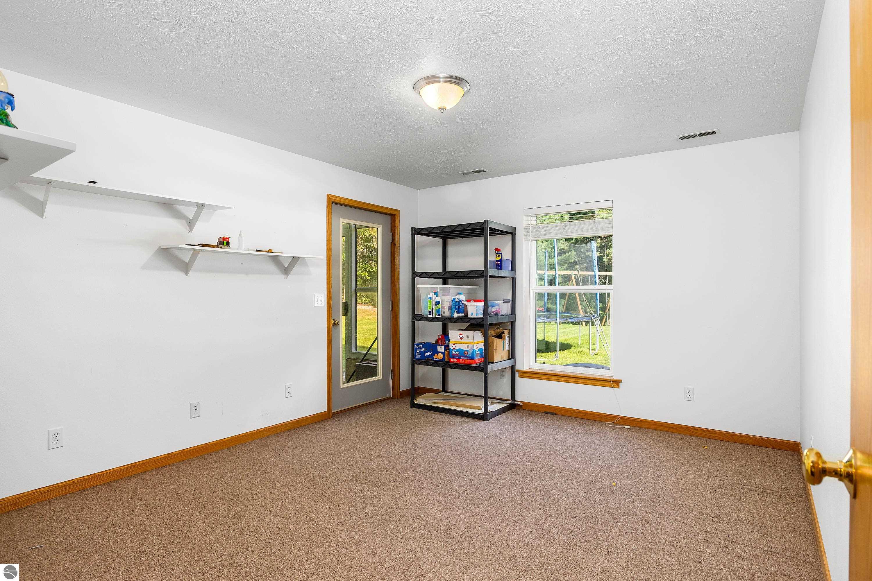 799 Napolean Way