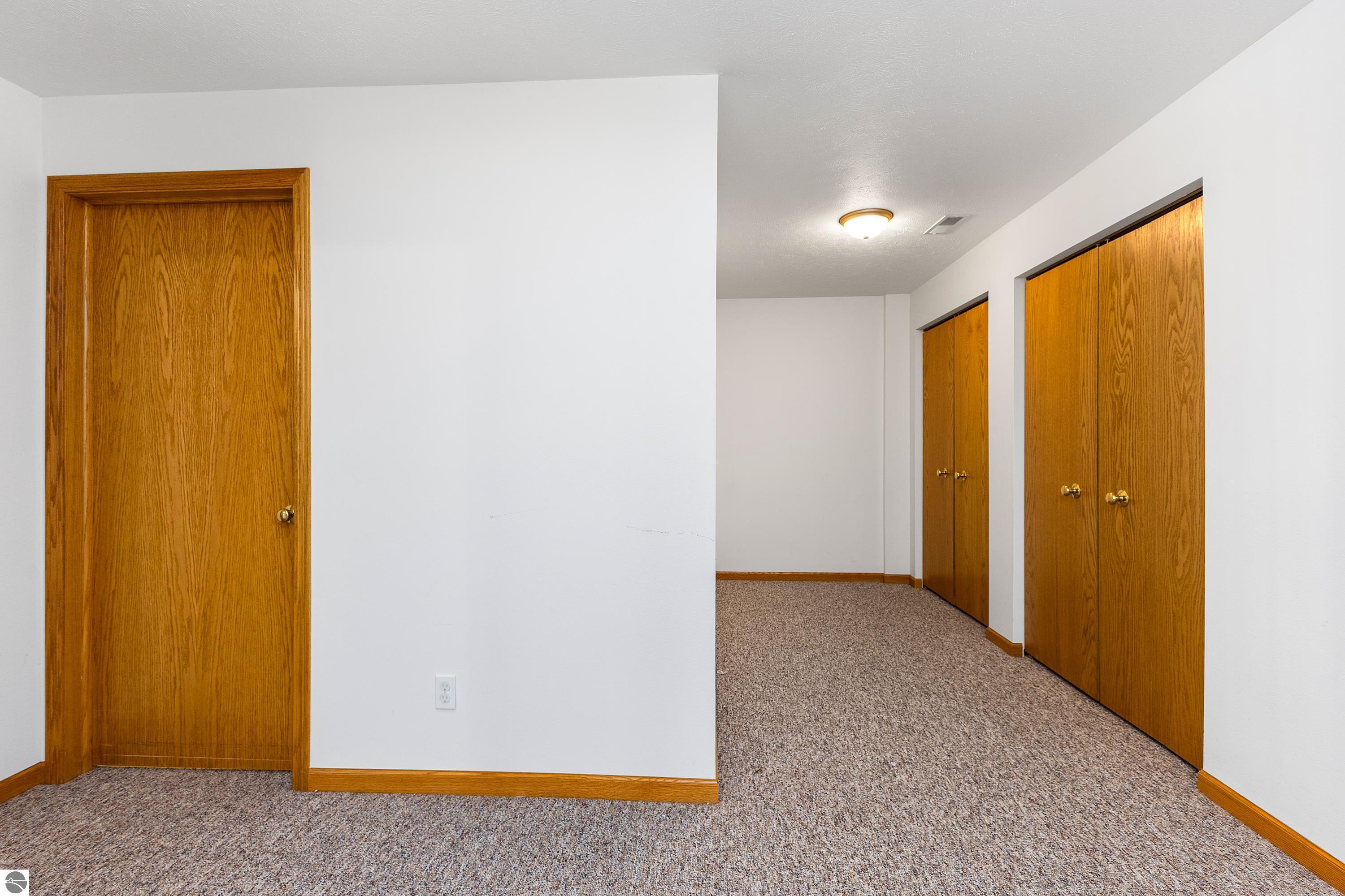 799 Napolean Way
