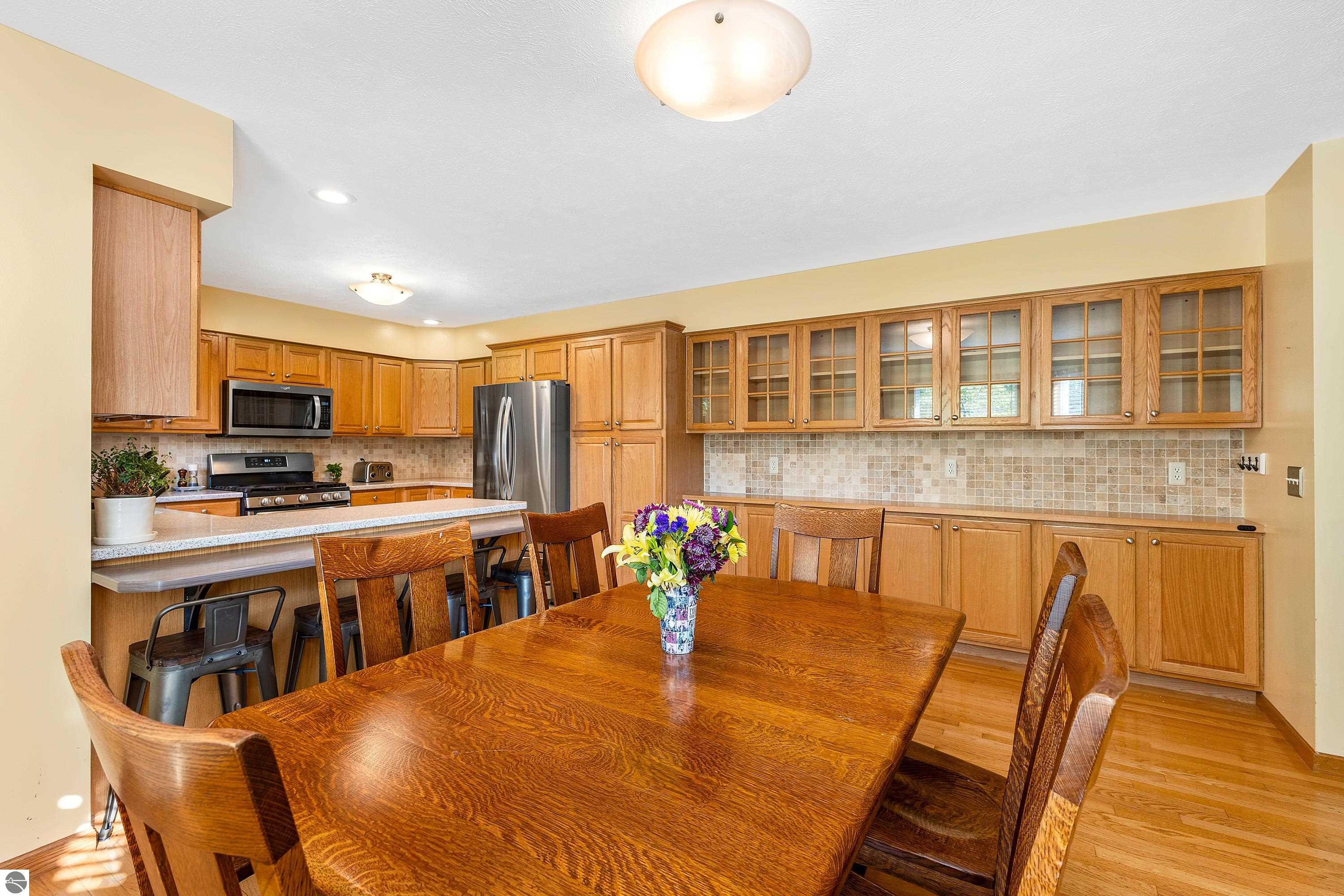 799 Napolean Way
