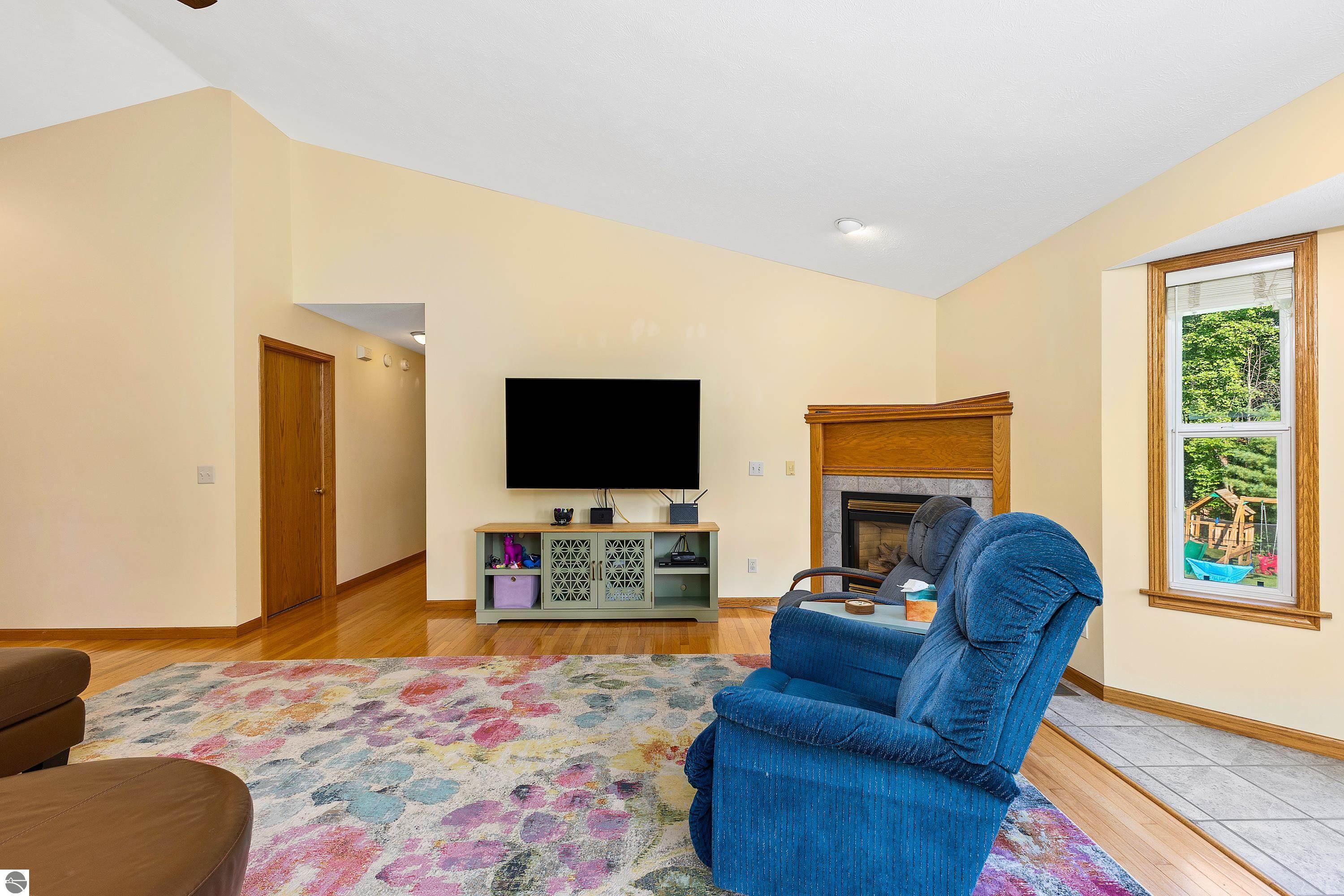 799 Napolean Way