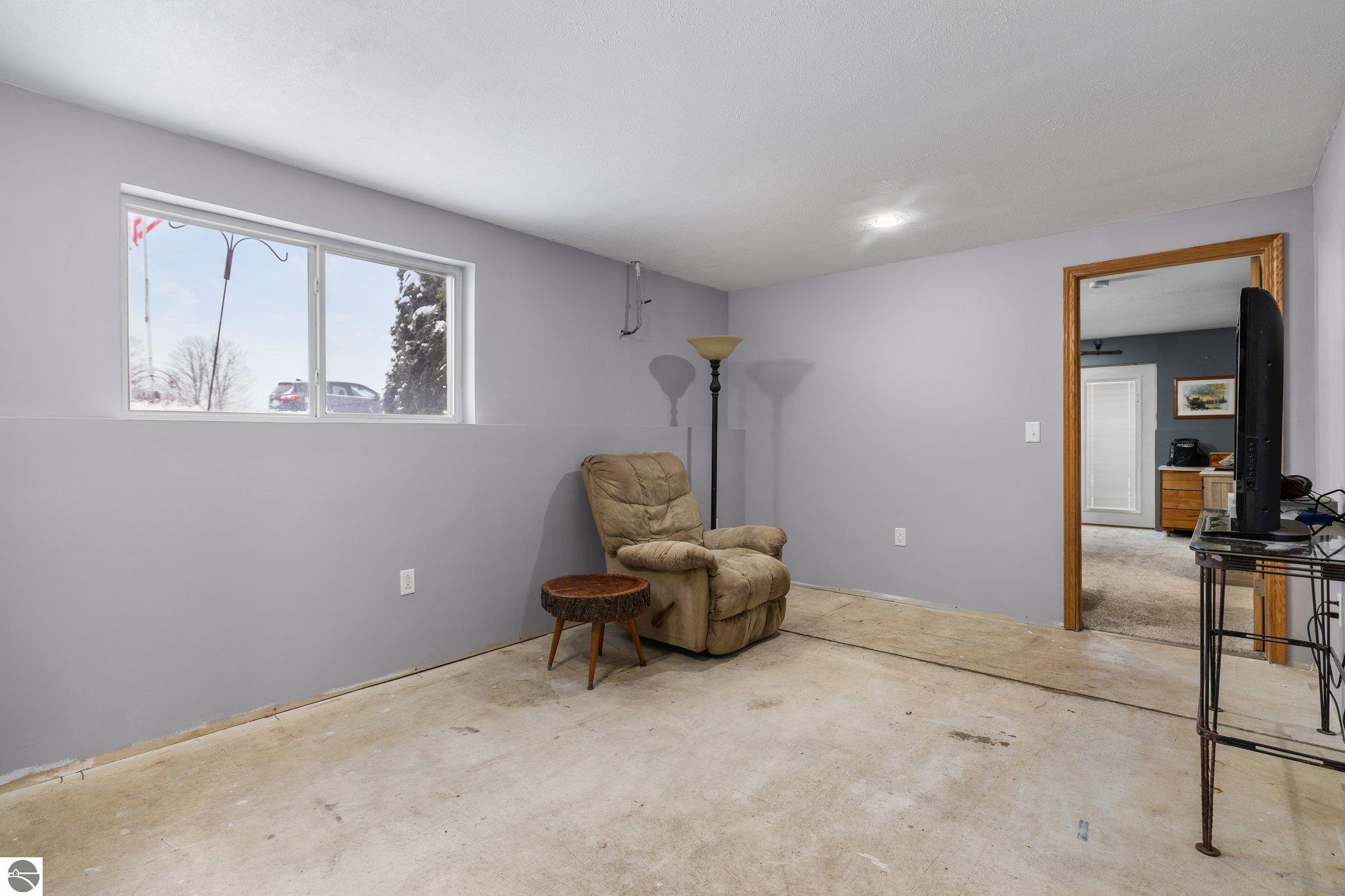 8480 King Arthurs Court