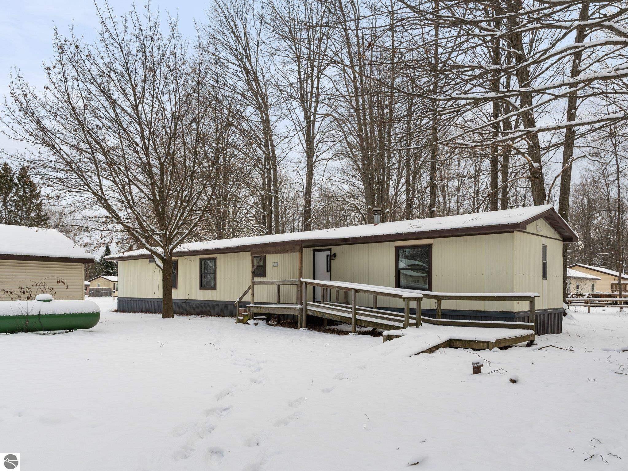 123 Chippewa Trail
