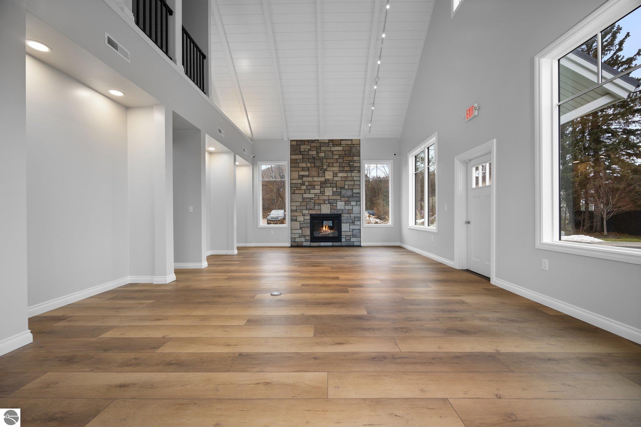 1111 Charlevoix Avenue