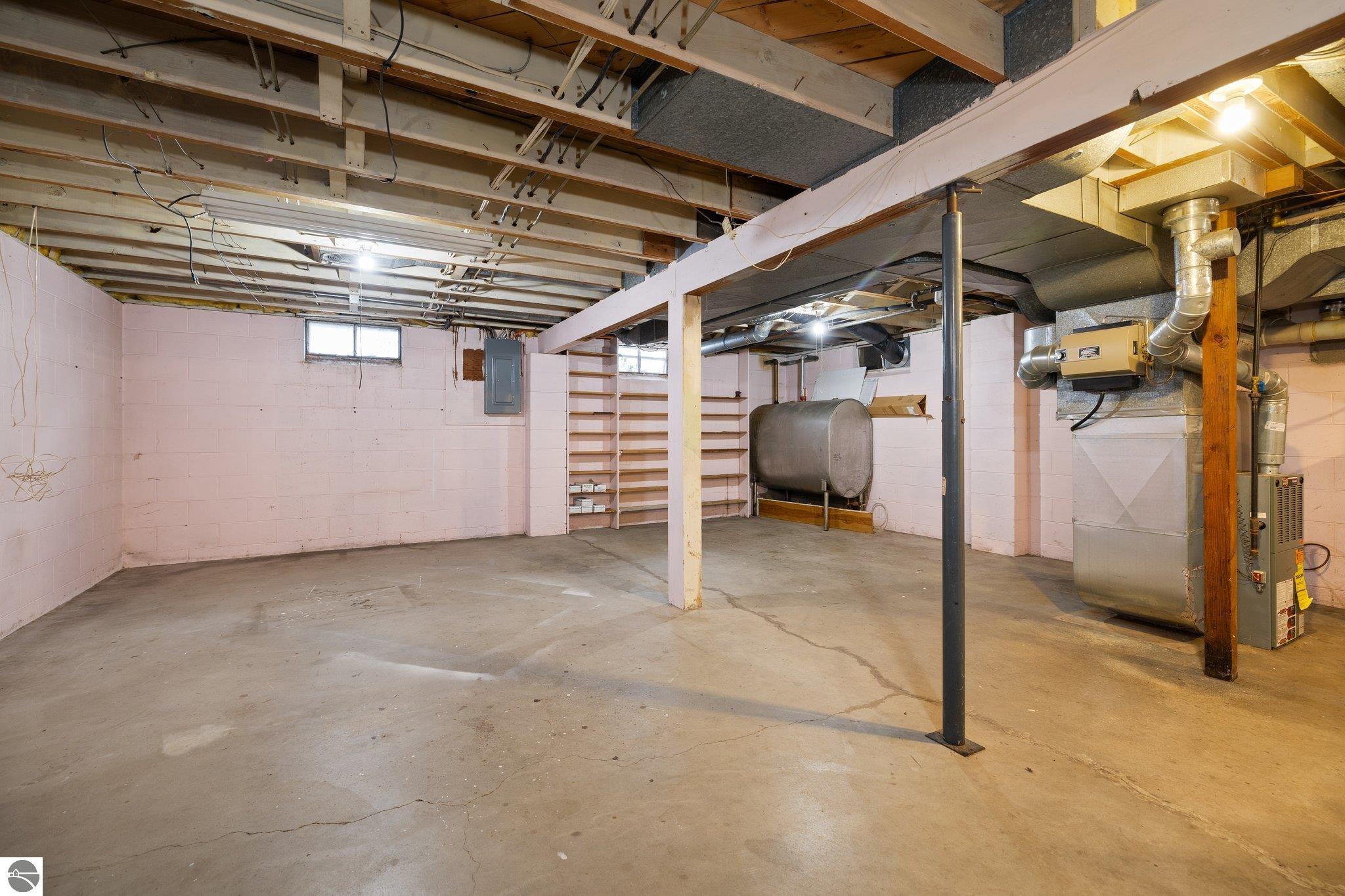 884 Carver Street