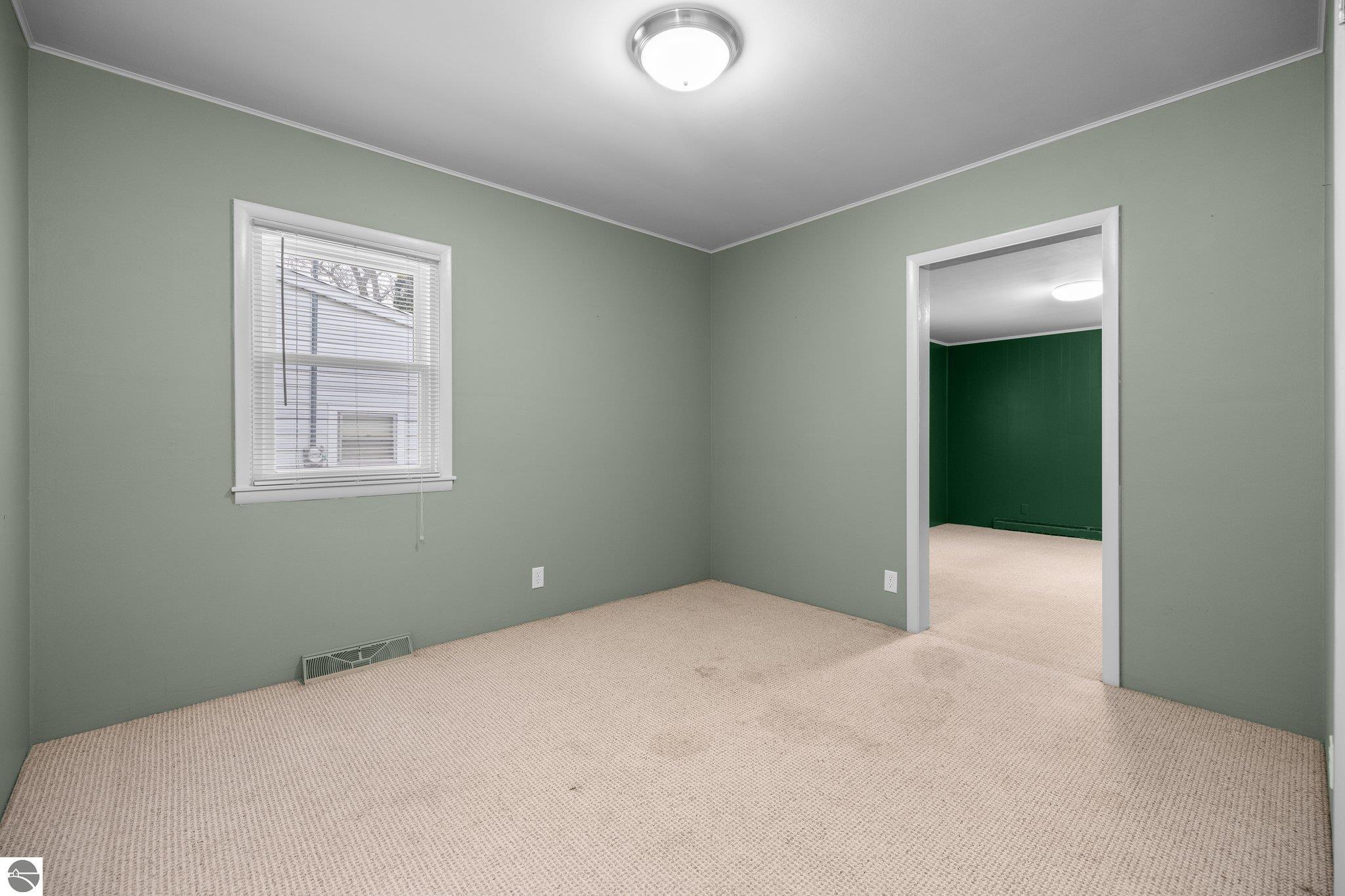884 Carver Street