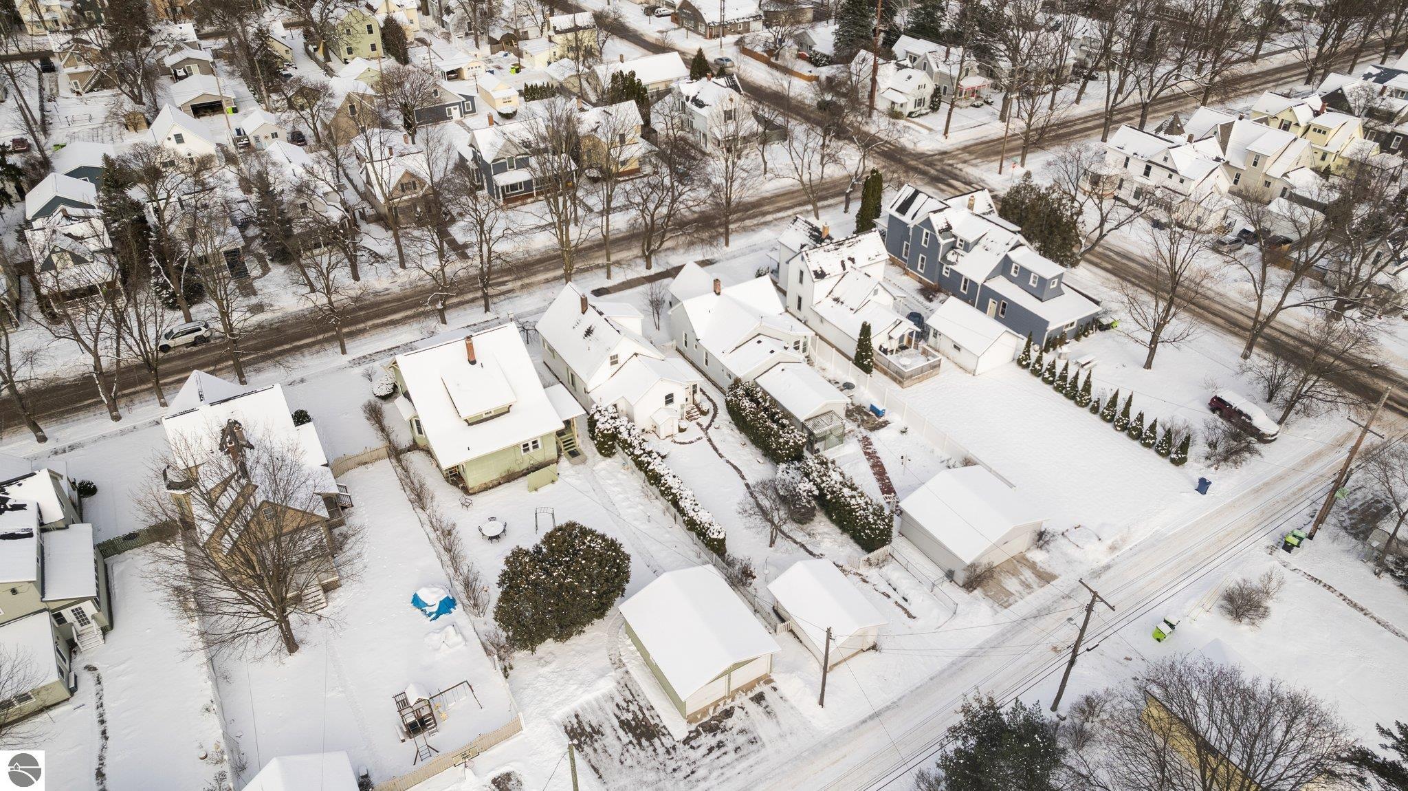 413 W Eleventh Street