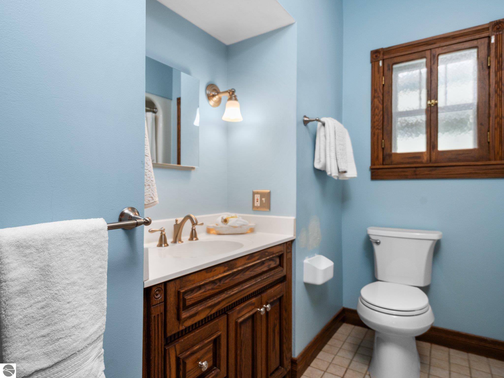 413 W Eleventh Street