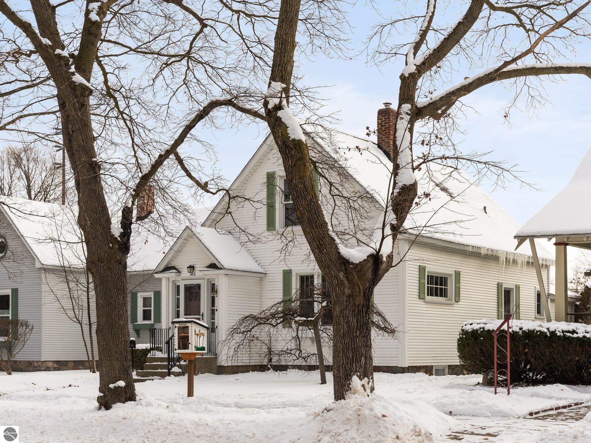 413 W Eleventh Street
