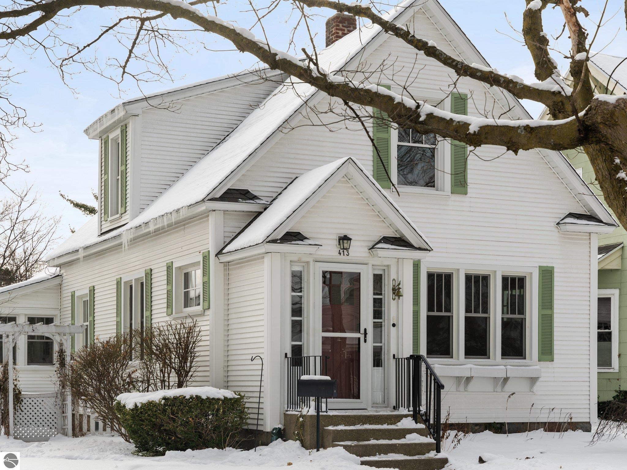 413 W Eleventh Street