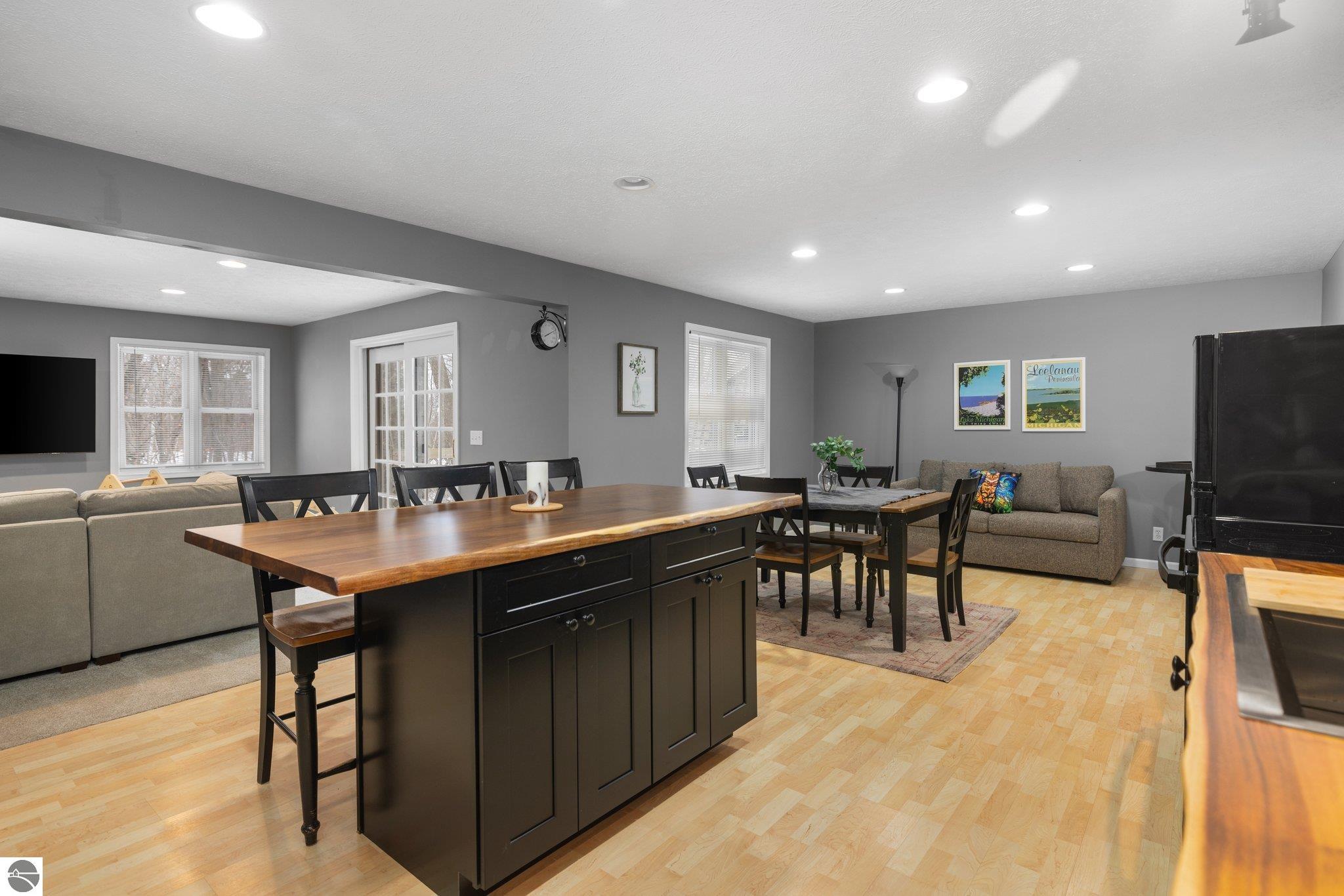 1001 Huron Hills Drive
