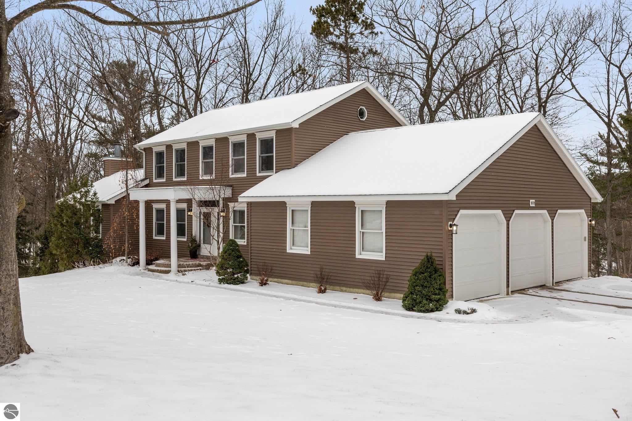 1001 Huron Hills Drive