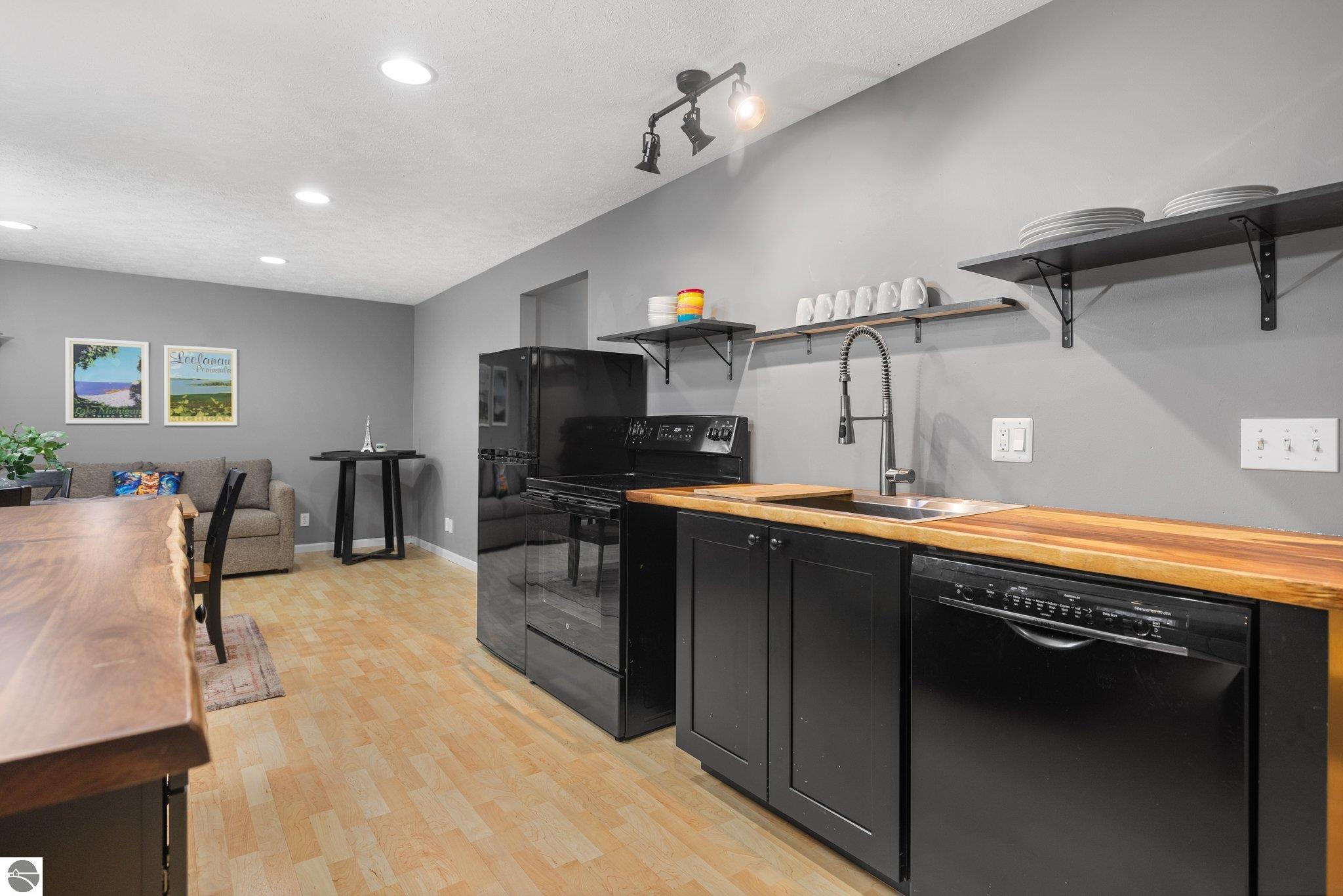 1001 Huron Hills Drive