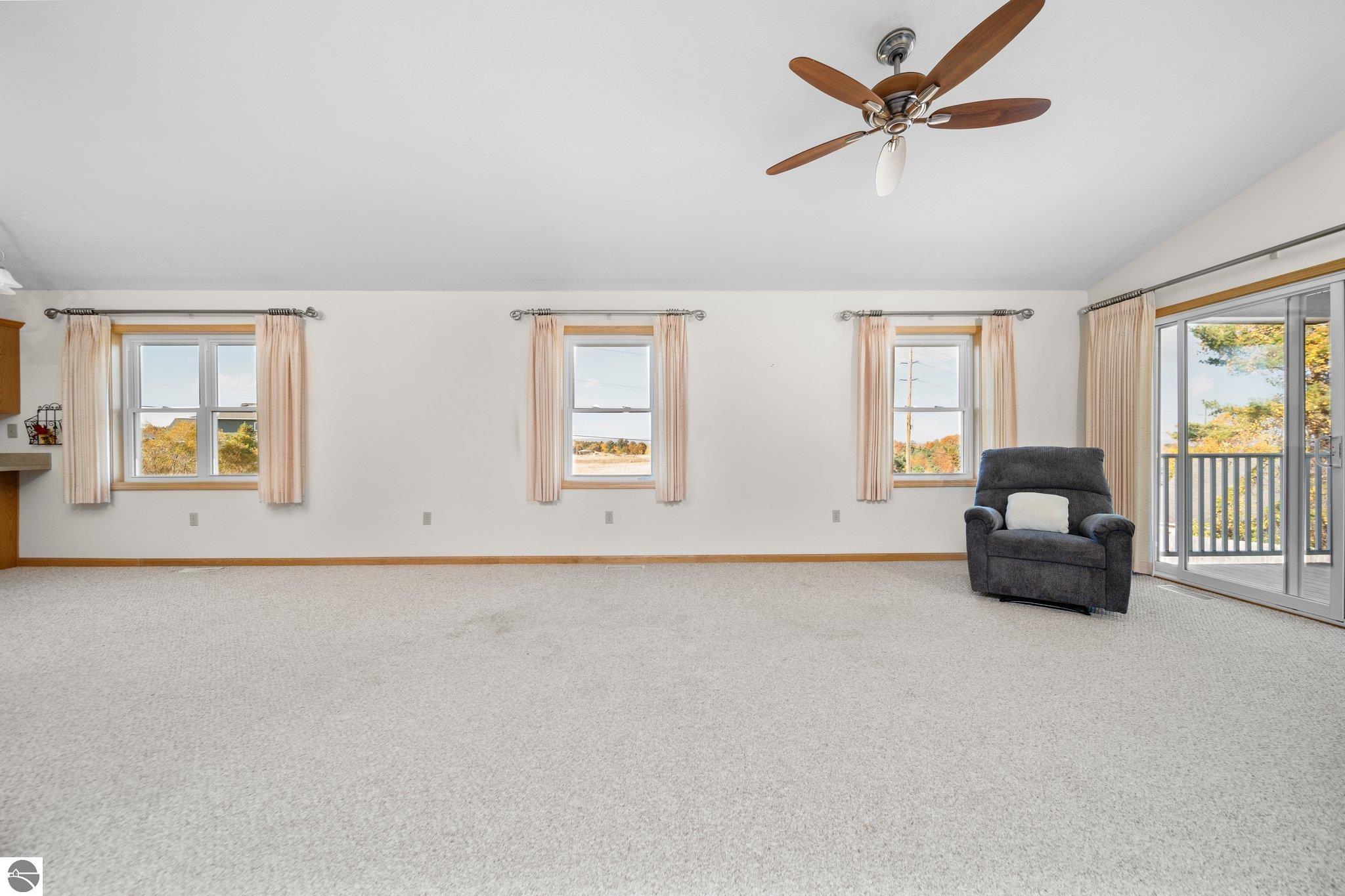 2015 Seaview Drive