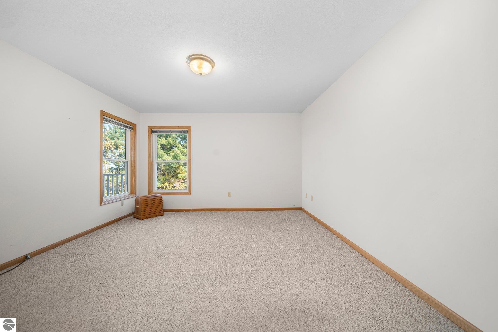 2015 Seaview Drive