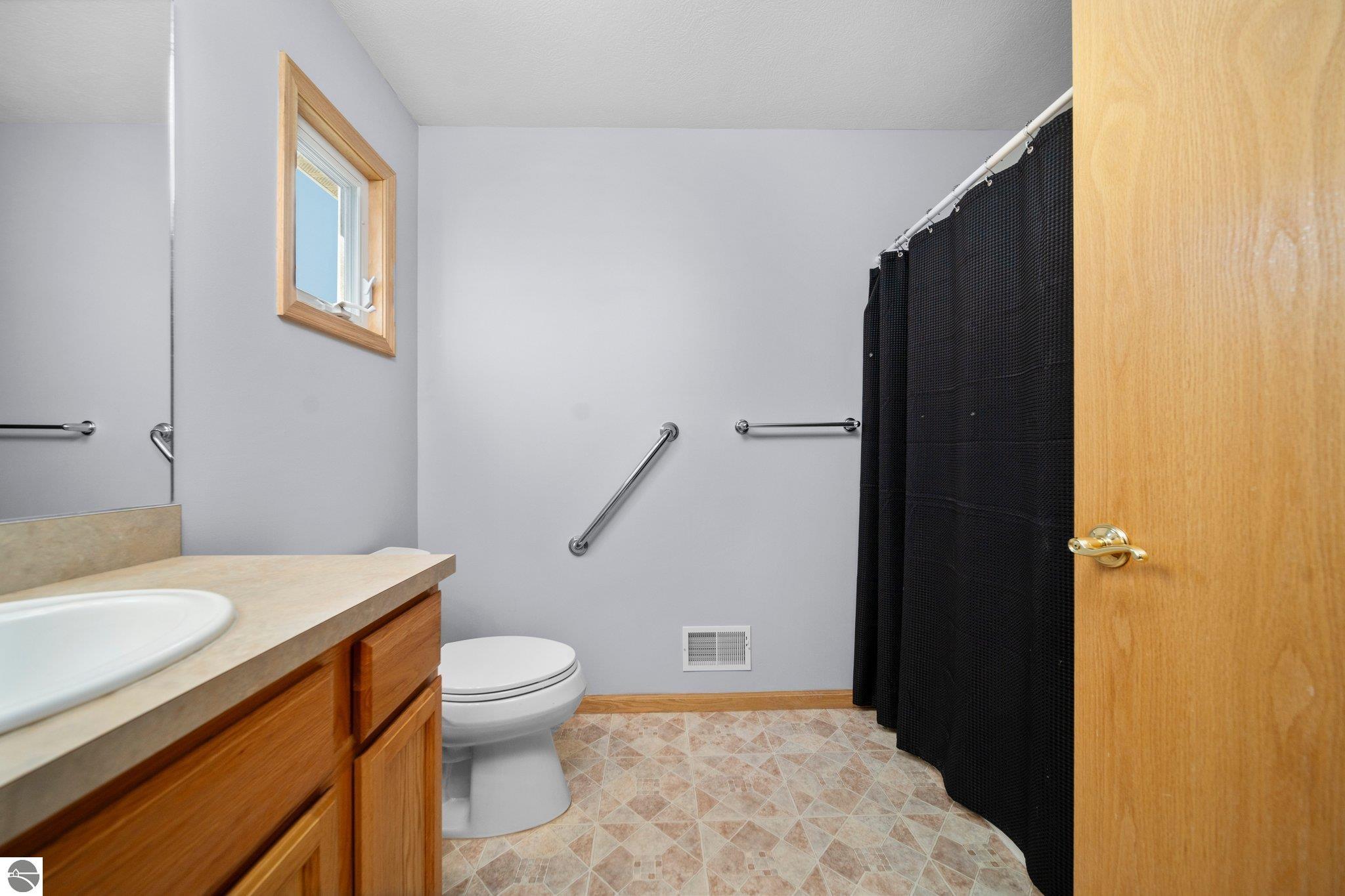 2015 Seaview Drive