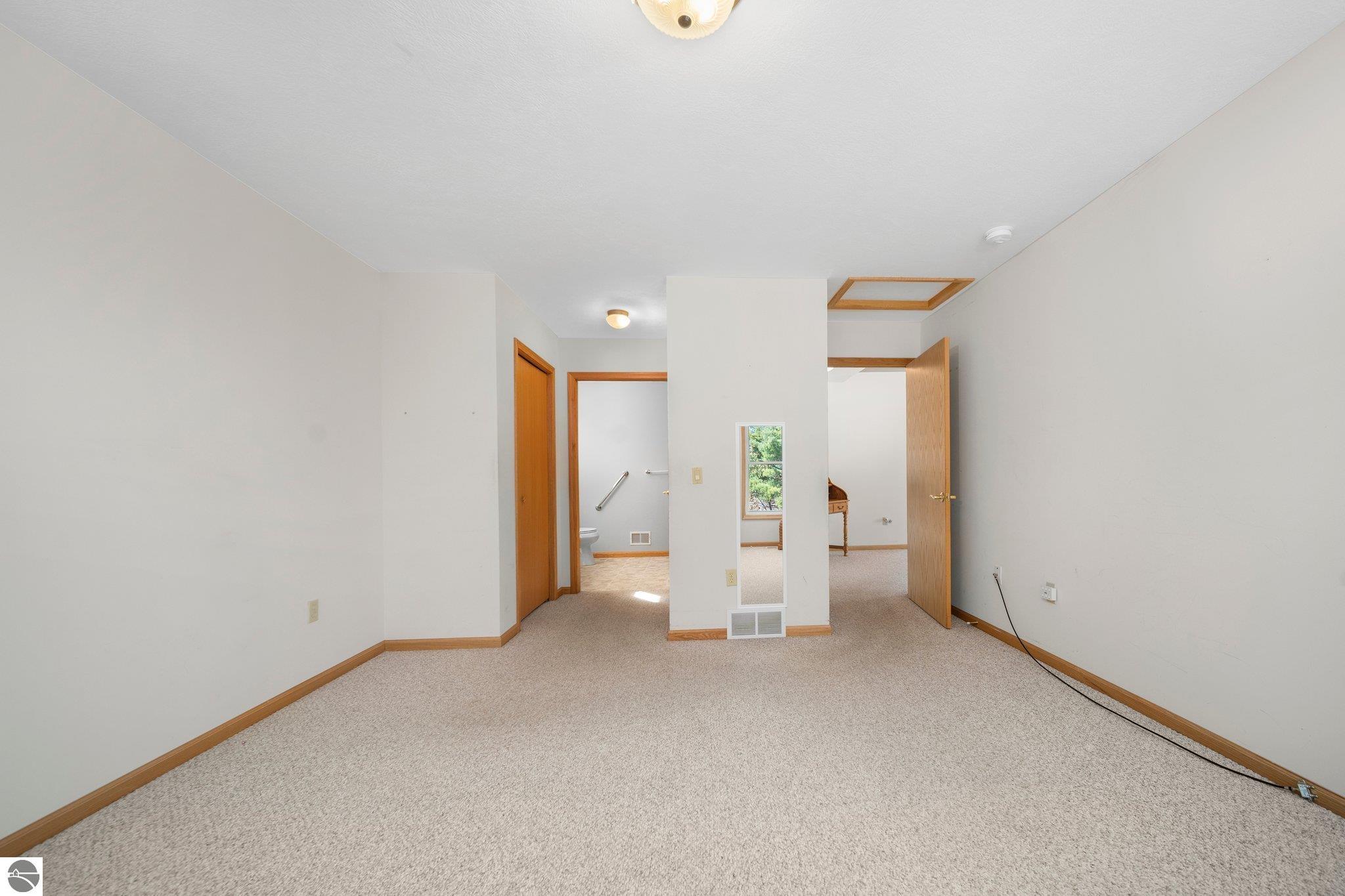 2015 Seaview Drive
