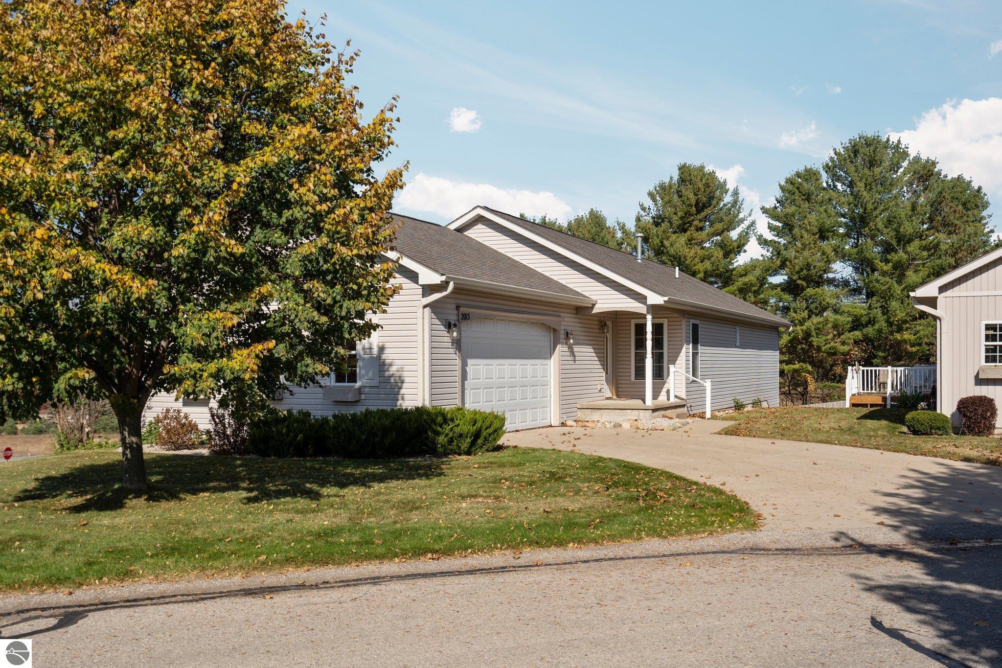 2015 Seaview Drive