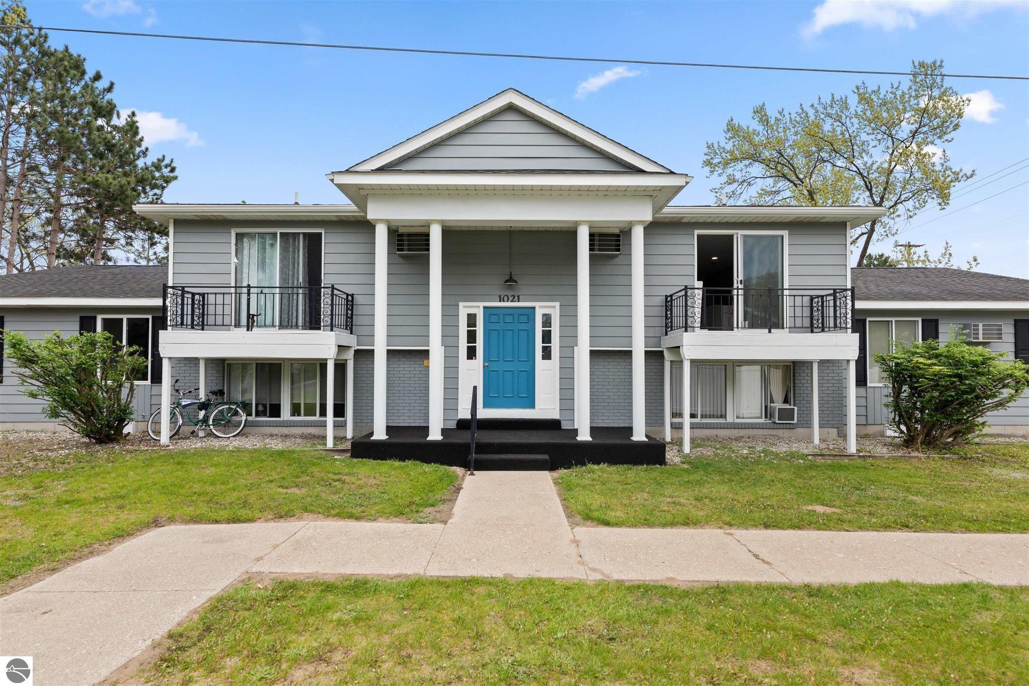 1021 Centre Street # 10