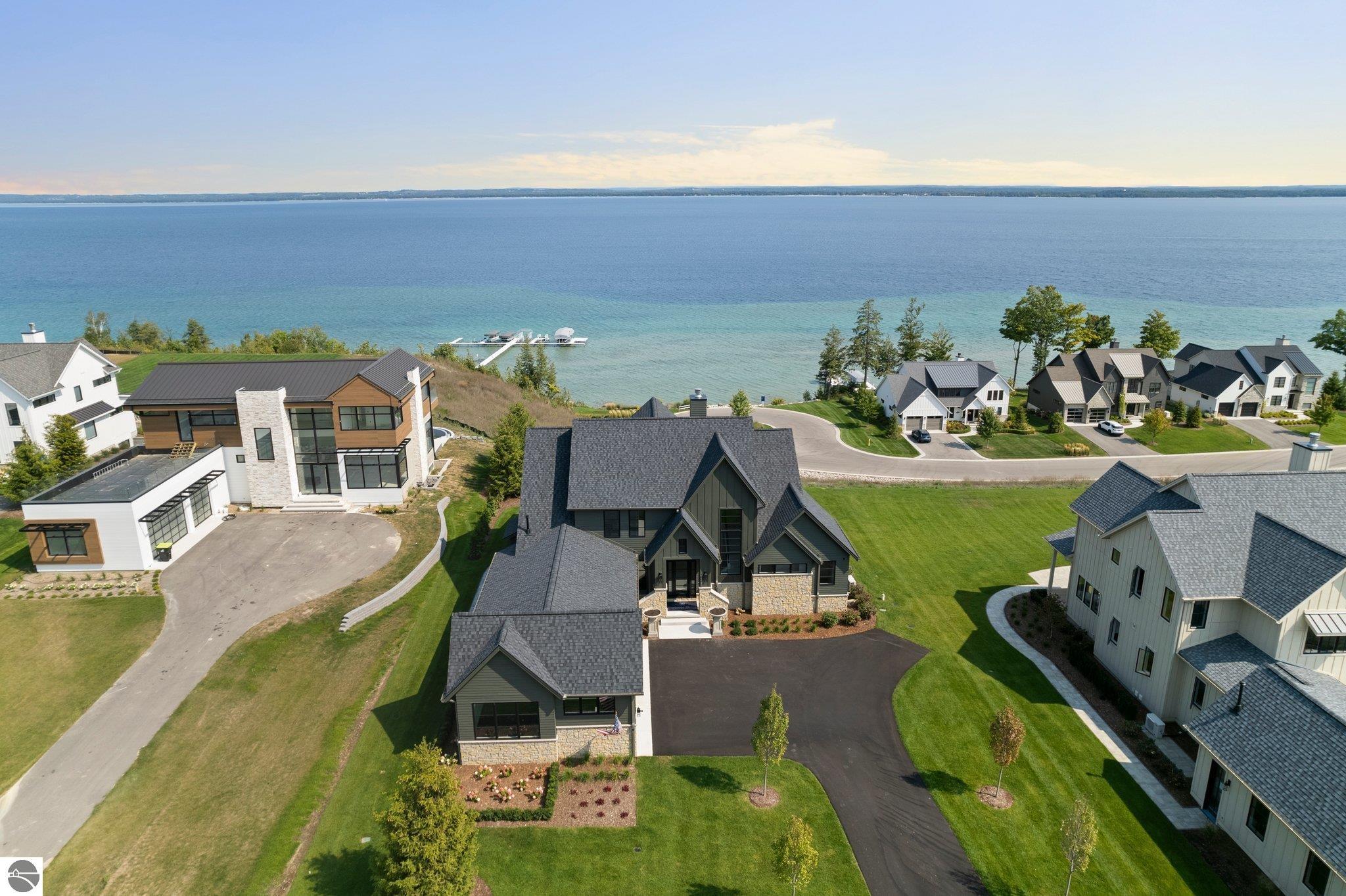 15690 Waters Edge
