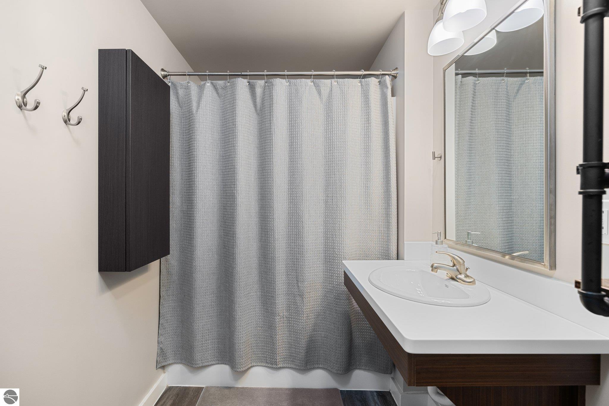 619 E Eighth Street # 8