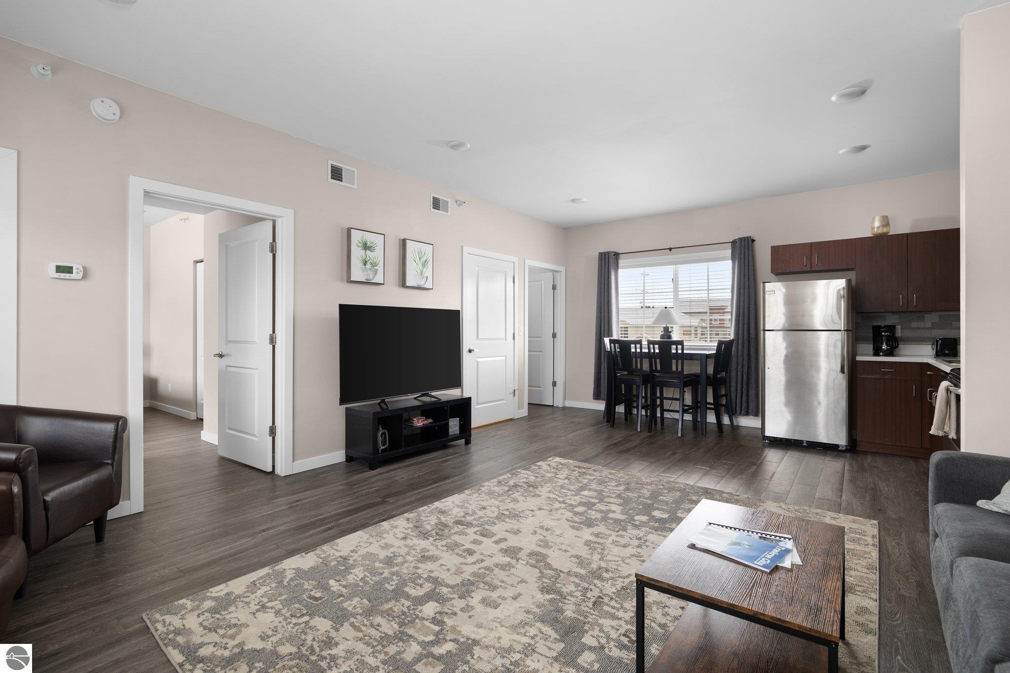 619 E Eighth Street # 8