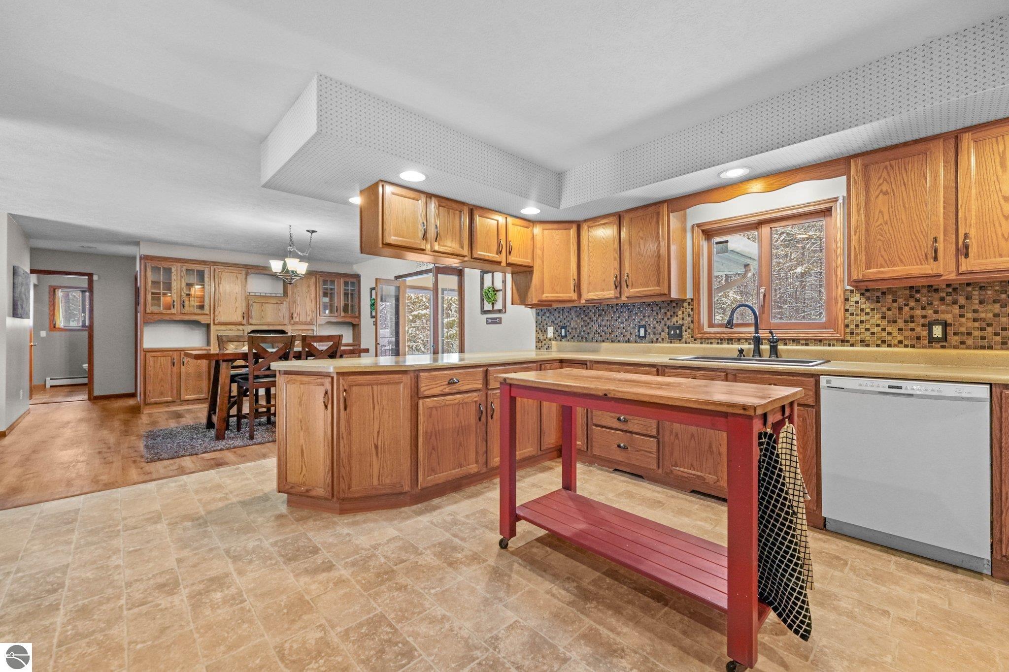 1669 Melody Lane