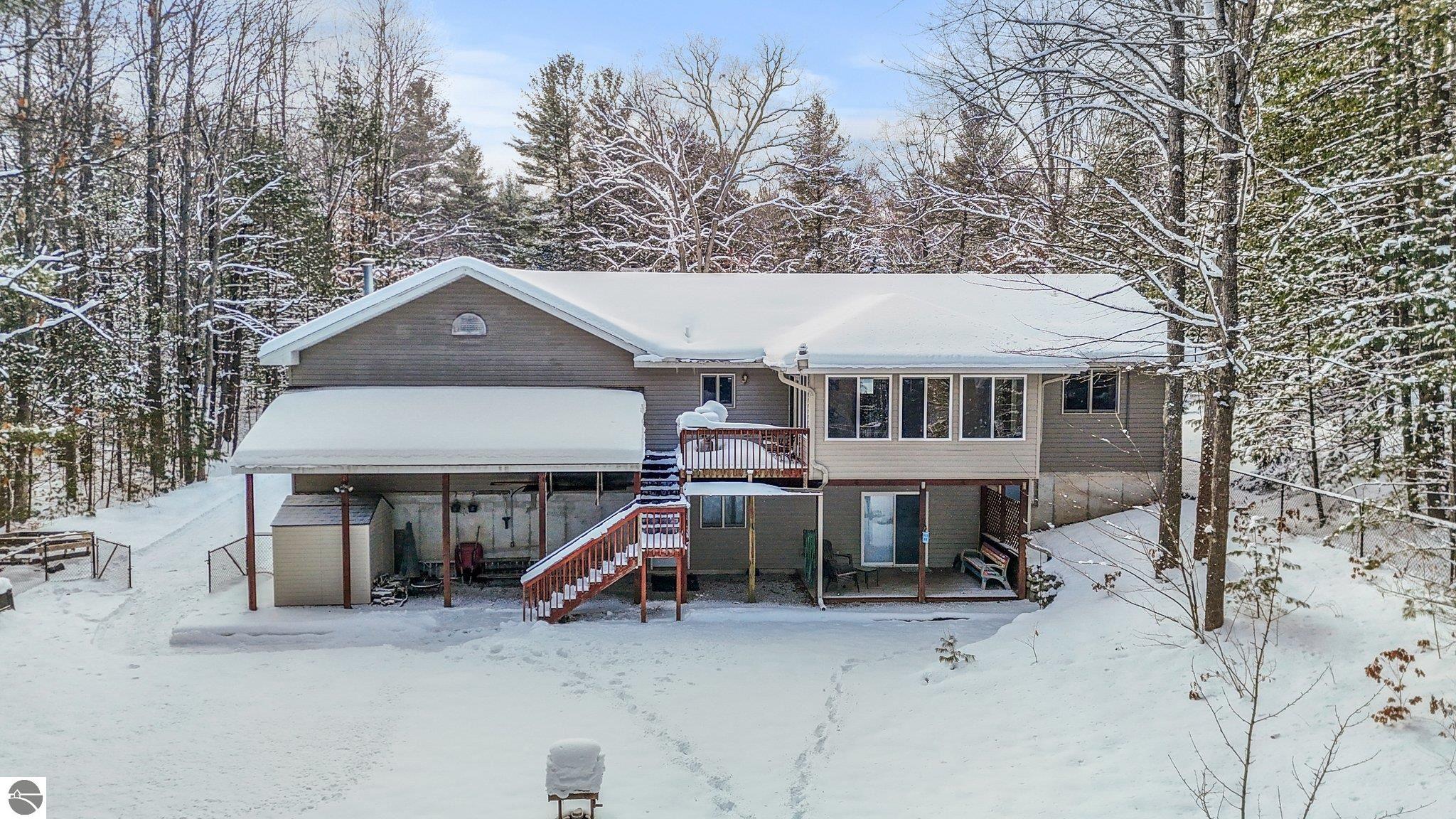 1669 Melody Lane