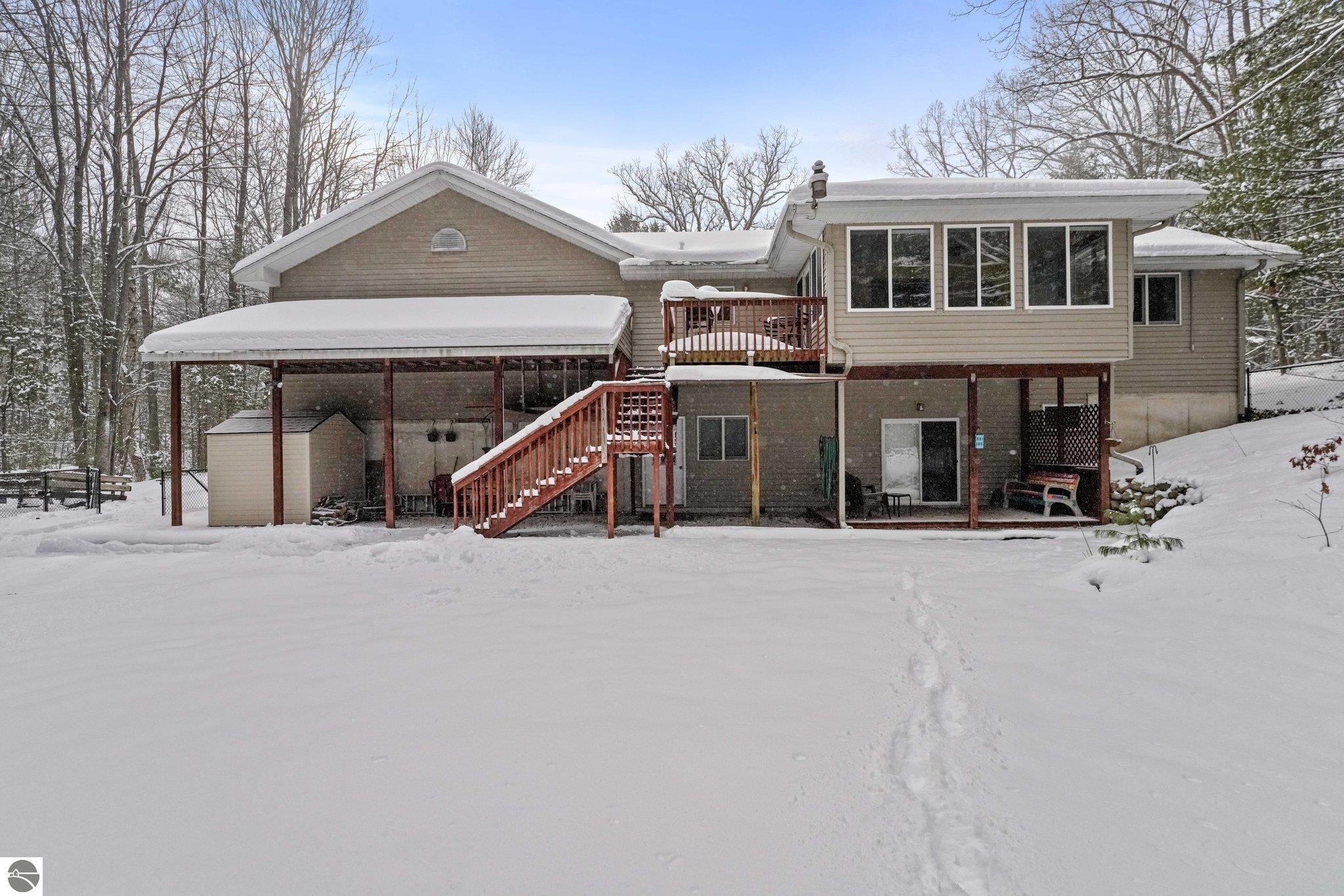 1669 Melody Lane