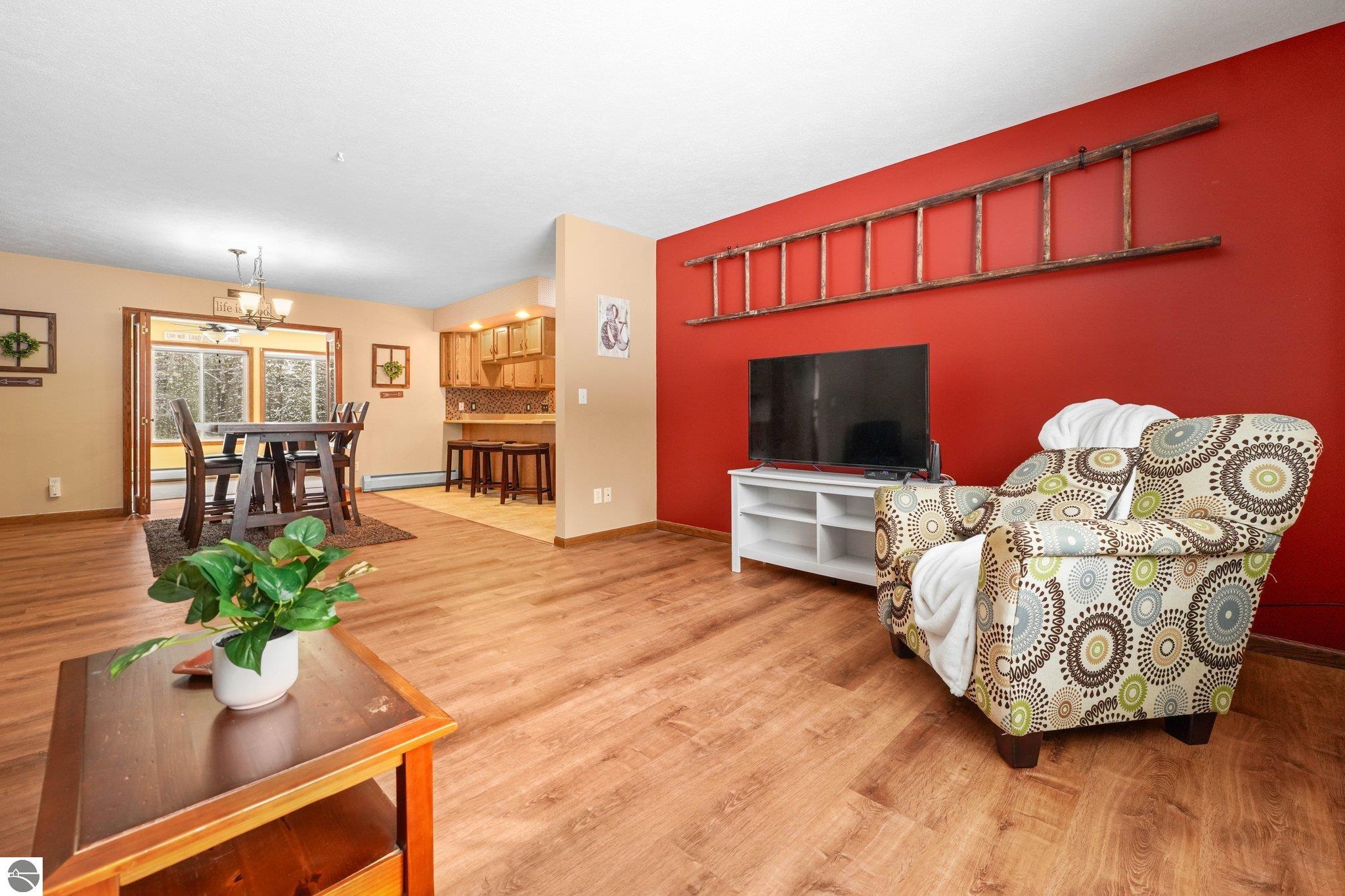 1669 Melody Lane