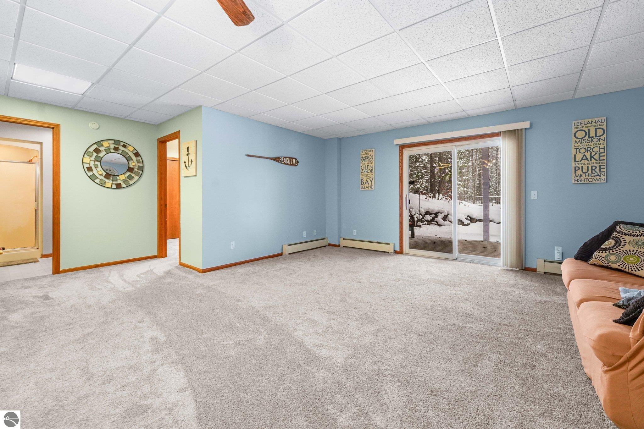 1669 Melody Lane