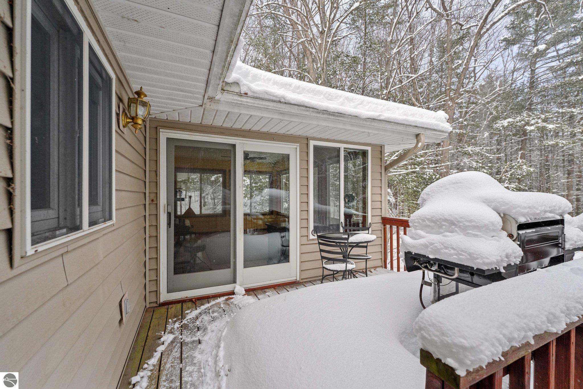 1669 Melody Lane
