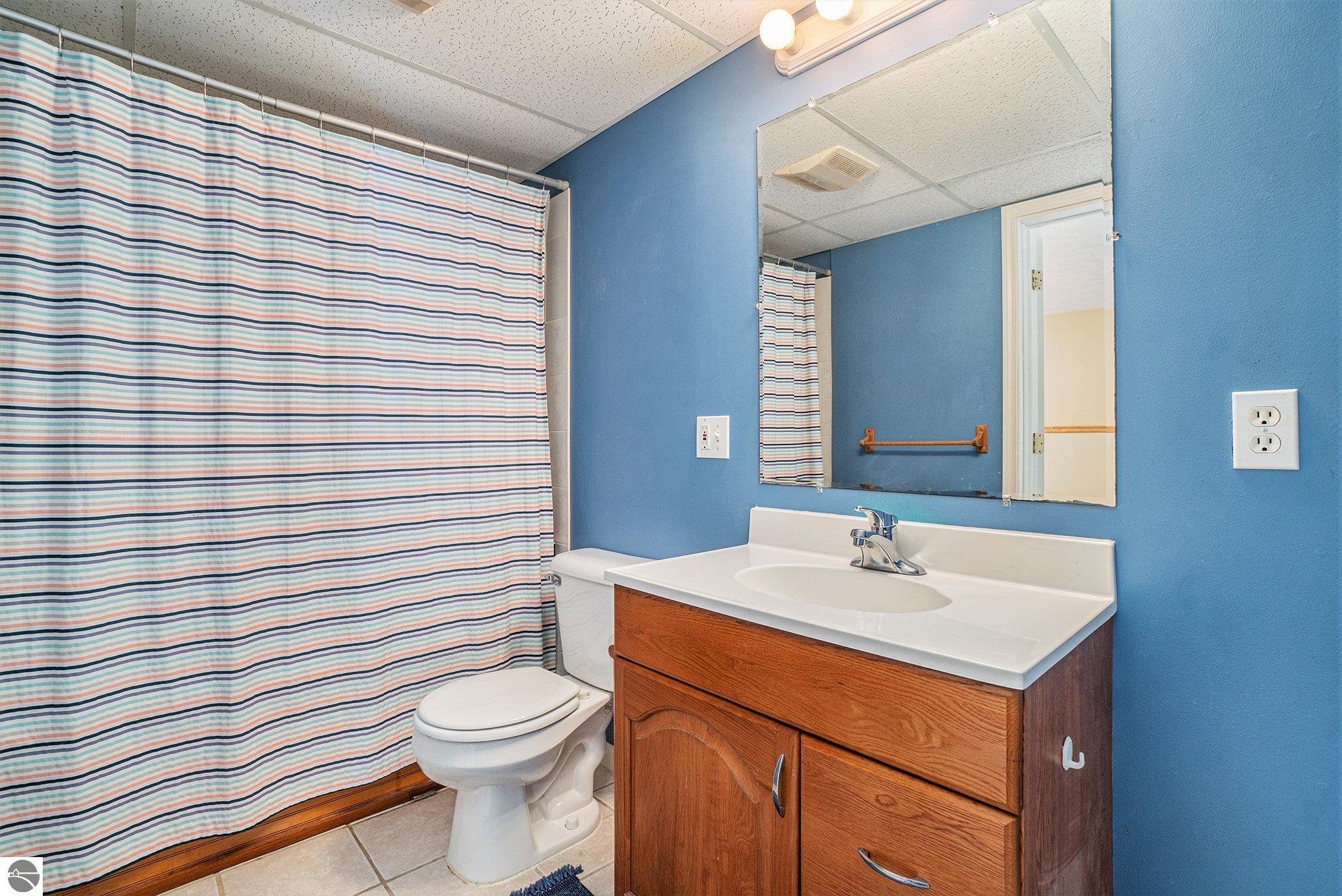 609 South Creek Court