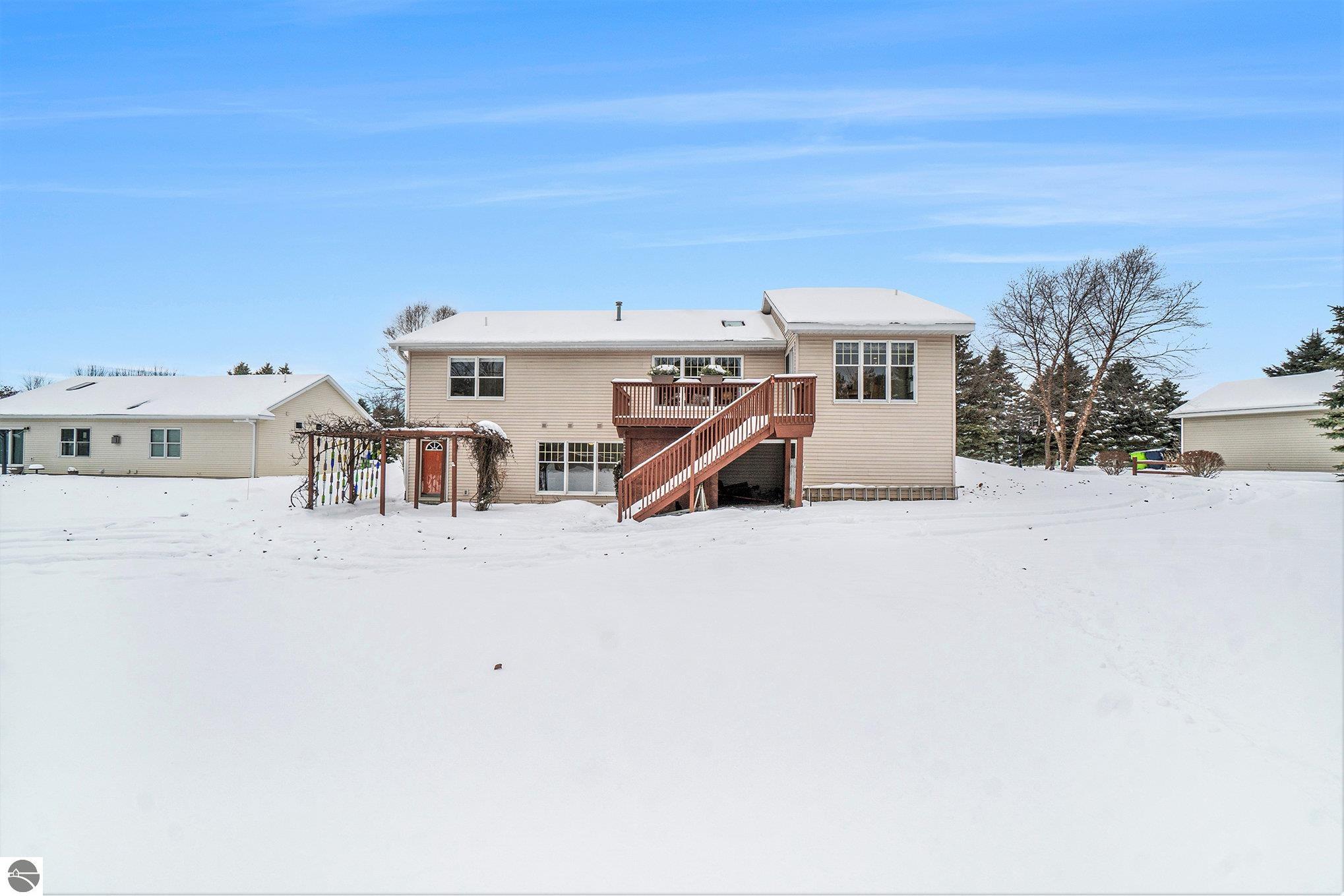 609 South Creek Court