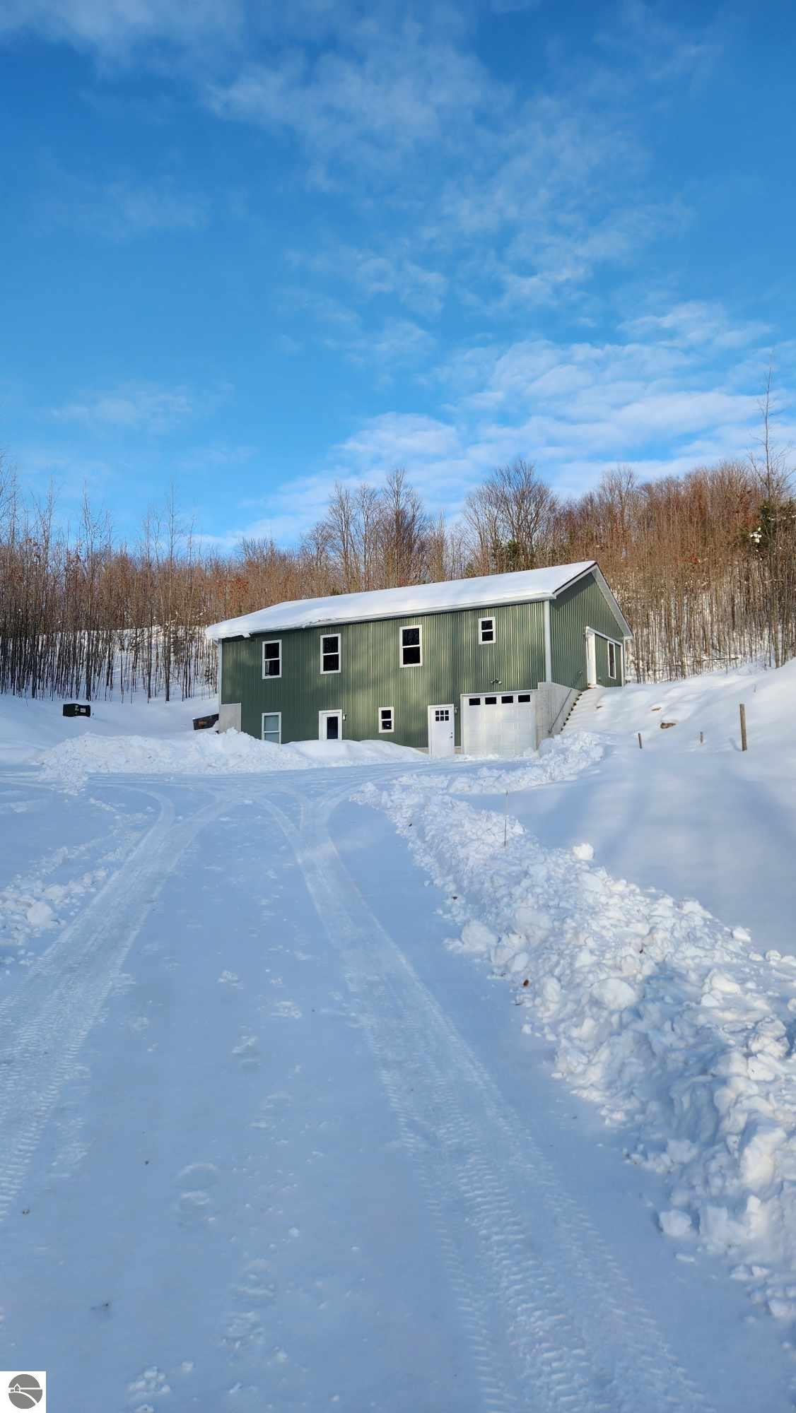 6367 Hoxie Road