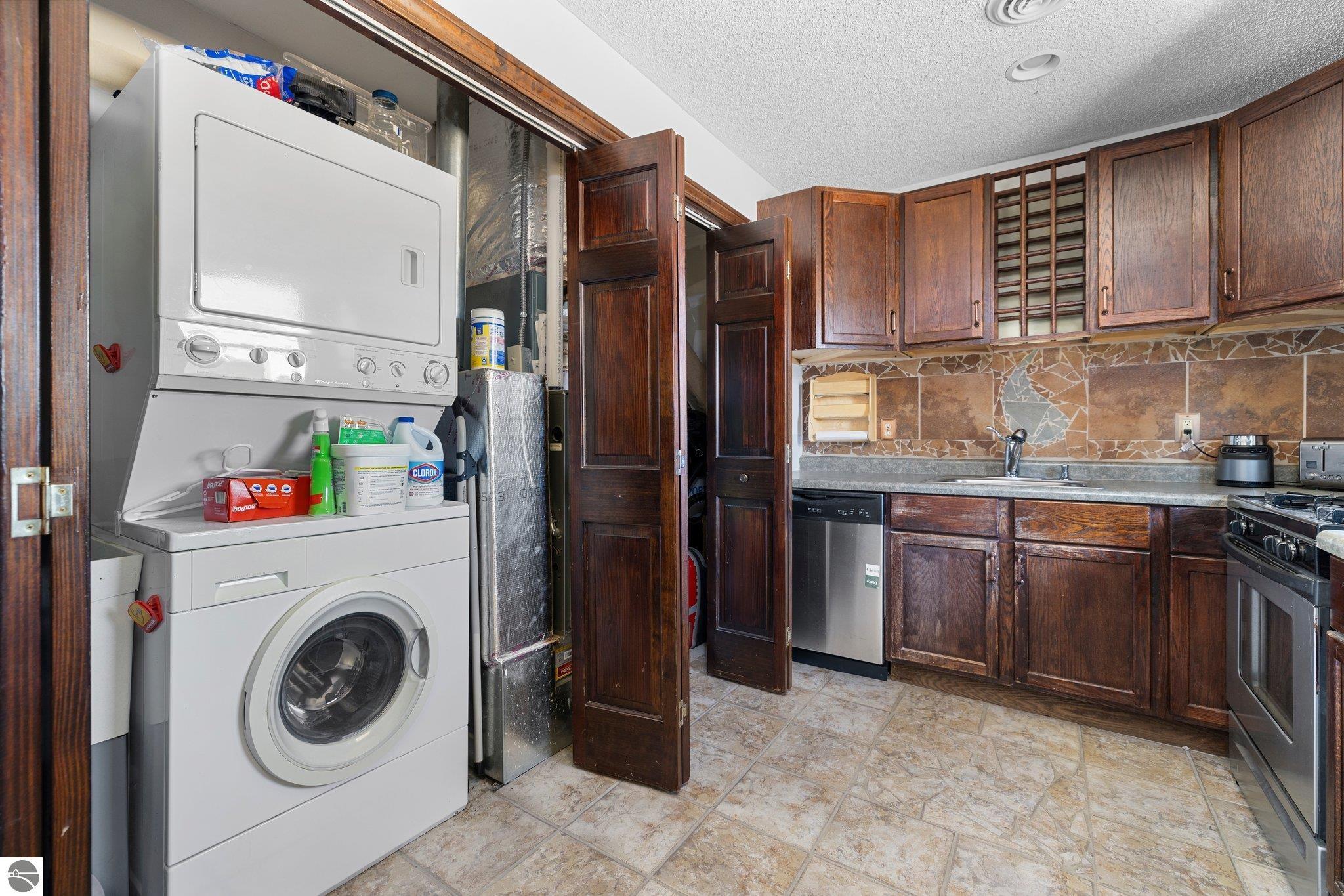 4107 Manor Wood Drive
