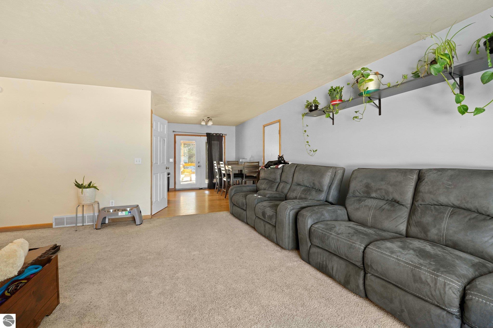 9811 Summit City Road