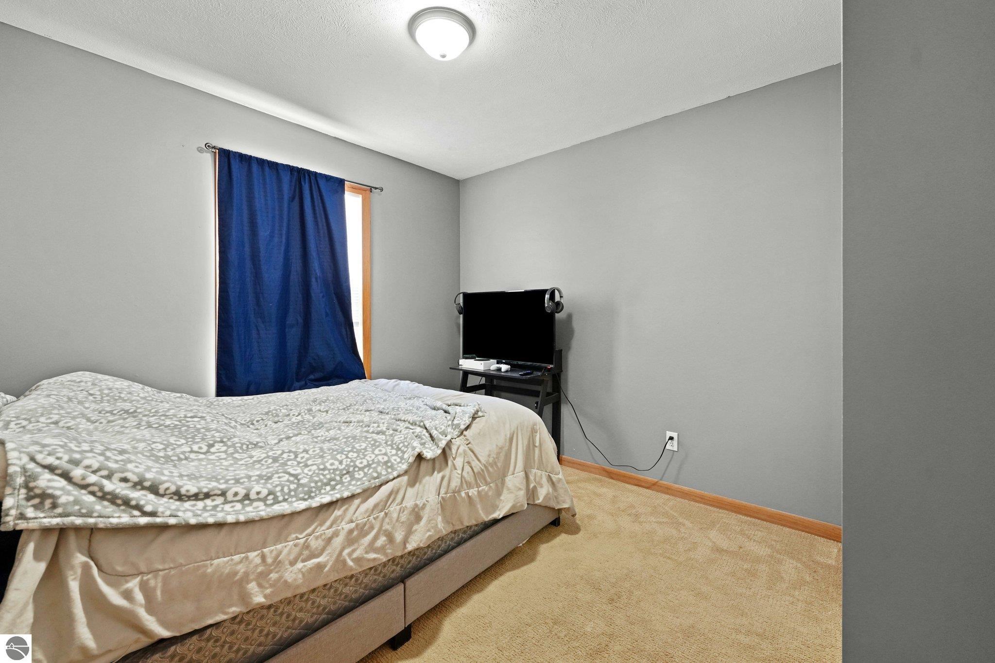 9811 Summit City Road
