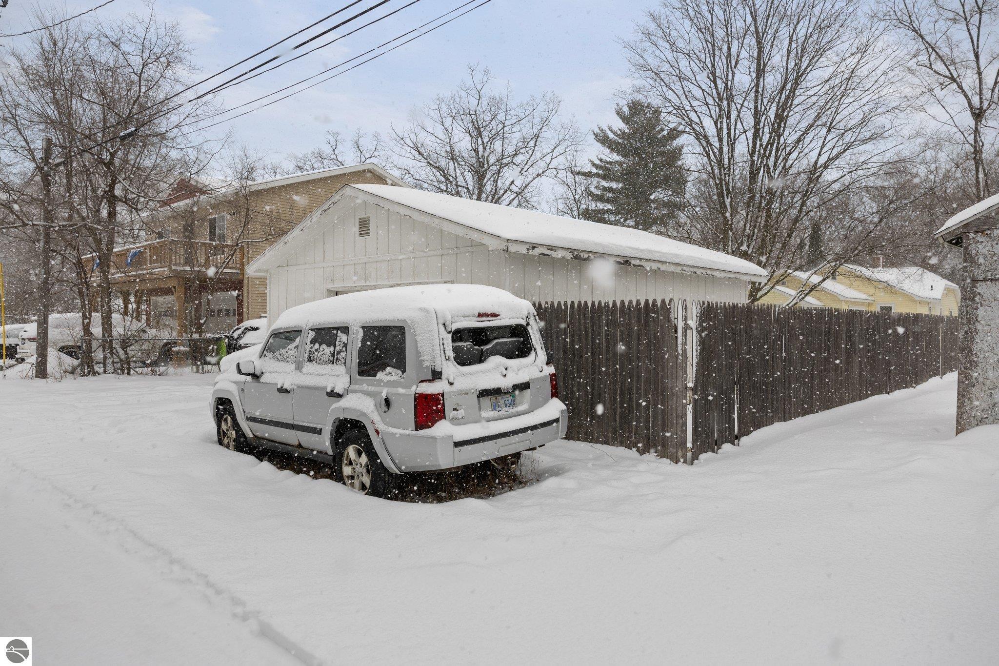 528 Bates Street