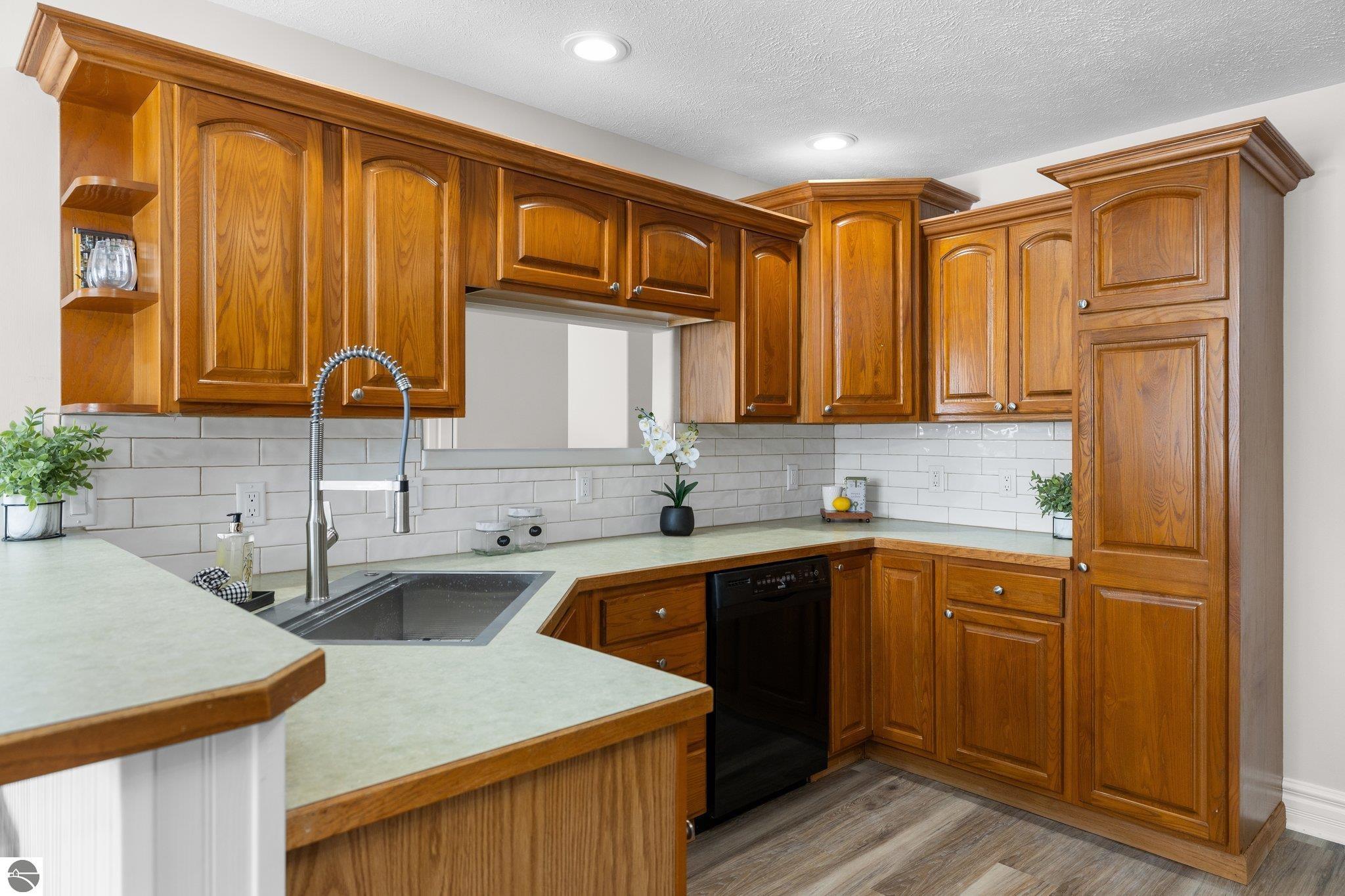 5111 Arlington Lane