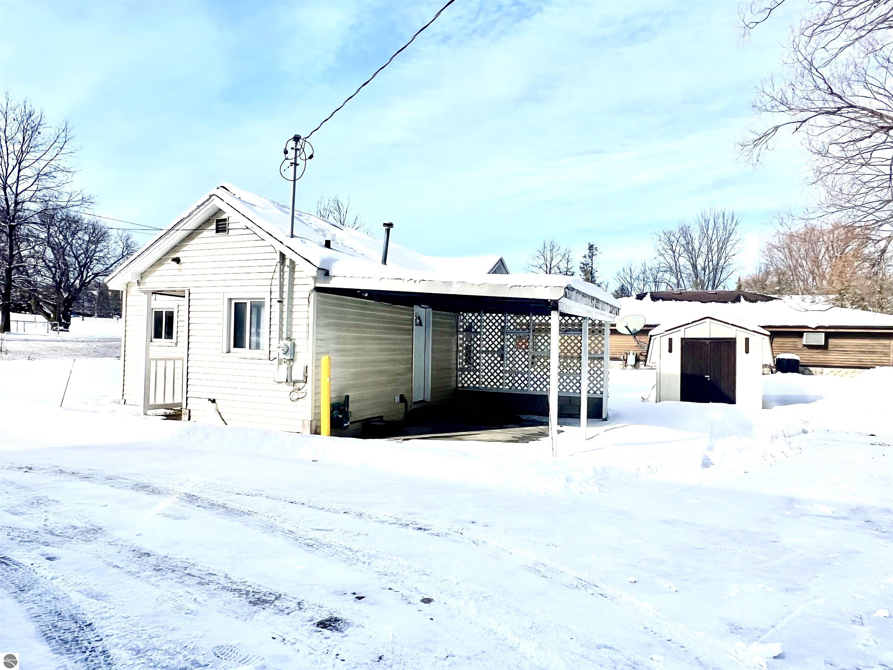 10017 10021 Cherrybend Road