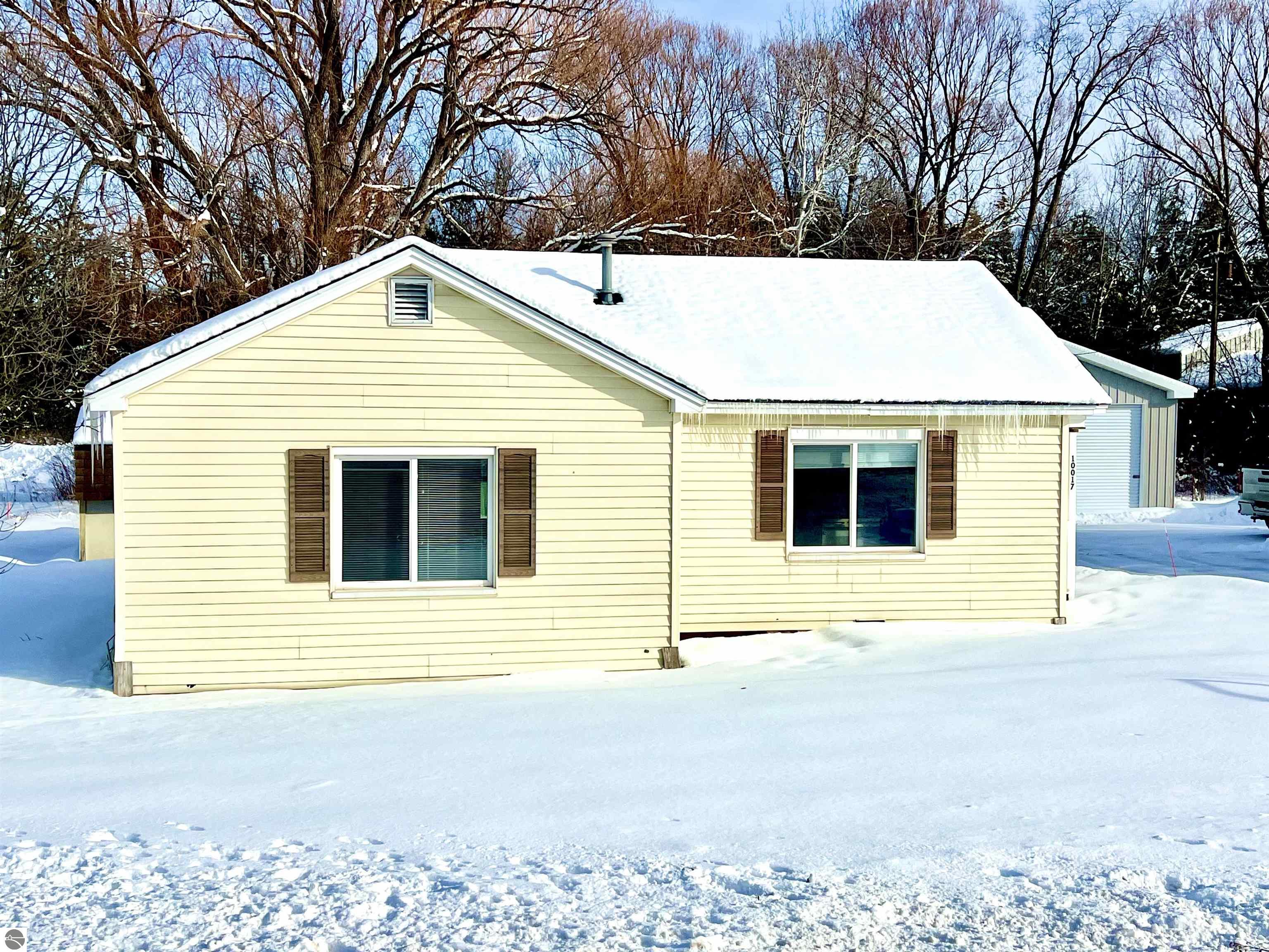 10017 10021 Cherrybend Road