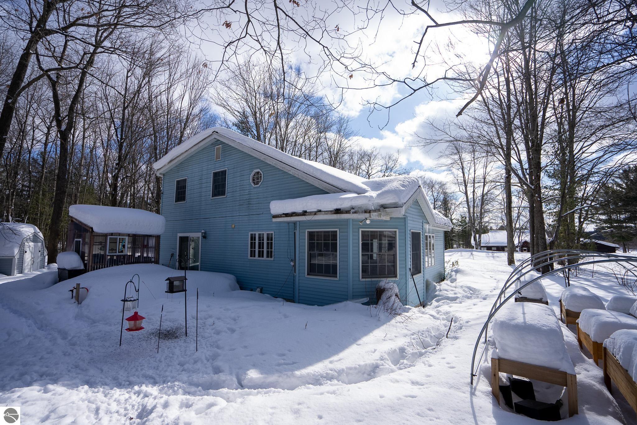 2865 W Log Lake Road