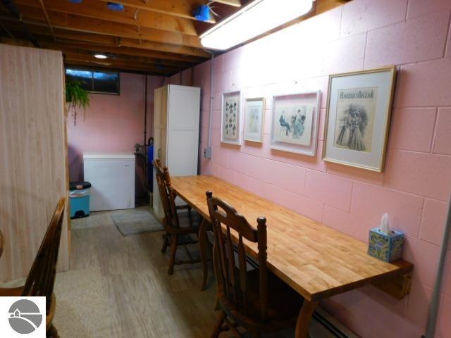 2865 W Log Lake Road