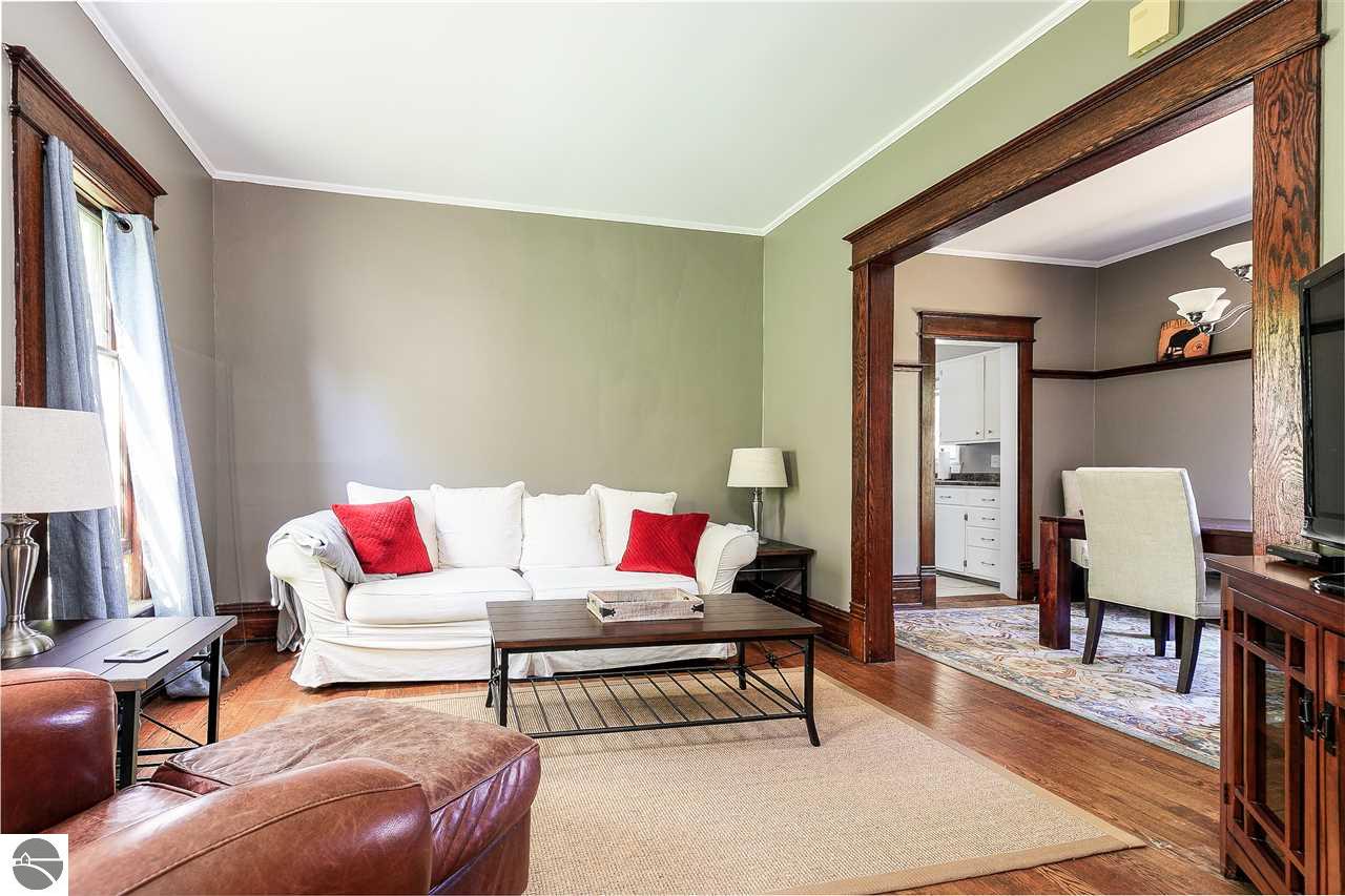 310 S Division