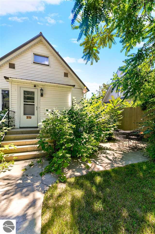 310 S Division