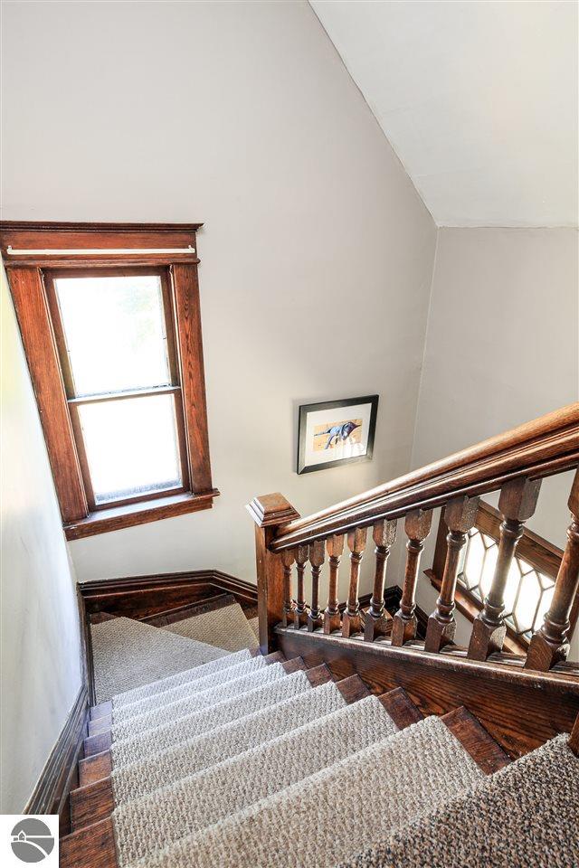 310 S Division